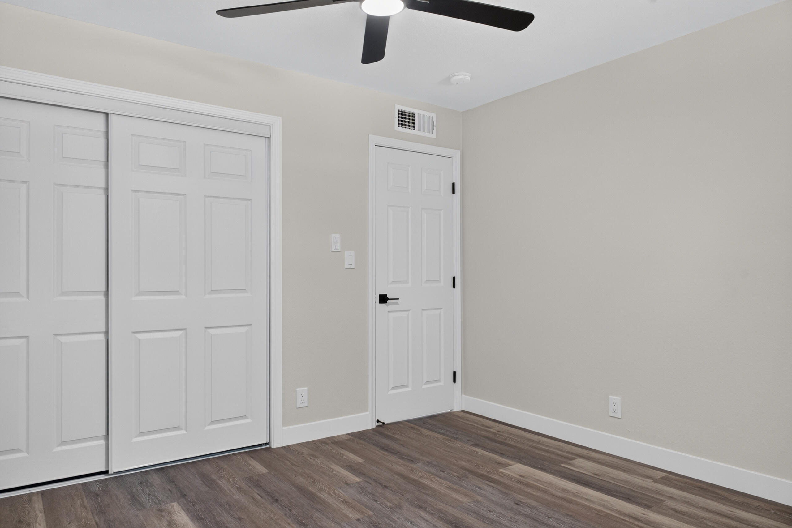 648 La Vida Ave, Porterville, CA 93257
