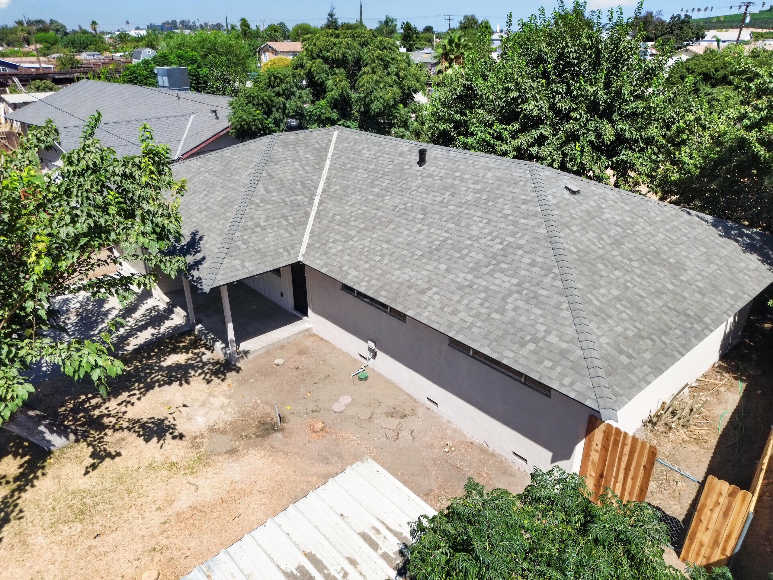 648 La Vida Ave, Porterville, CA 93257