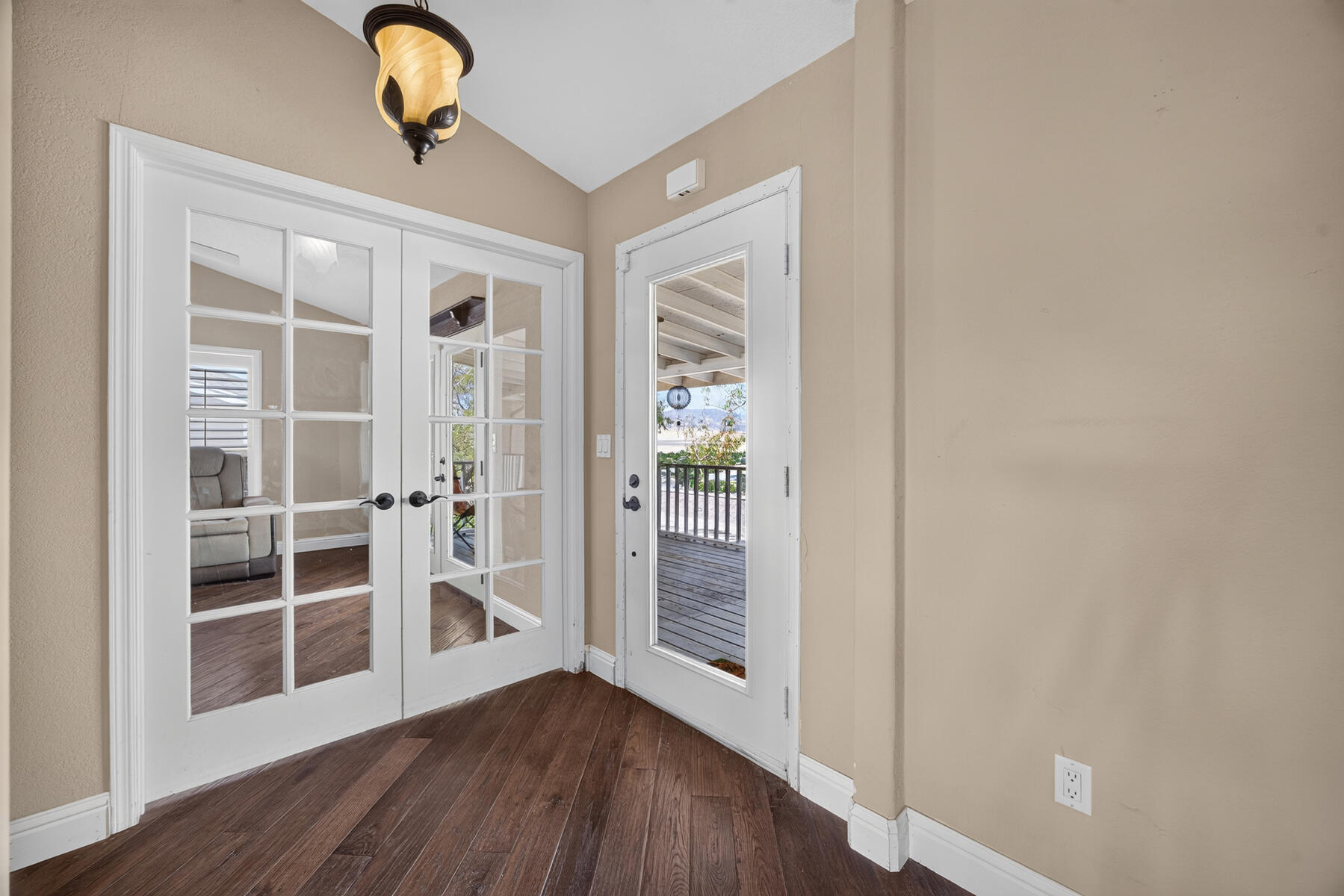 801 N 5th Ave, Avenal, CA 93204