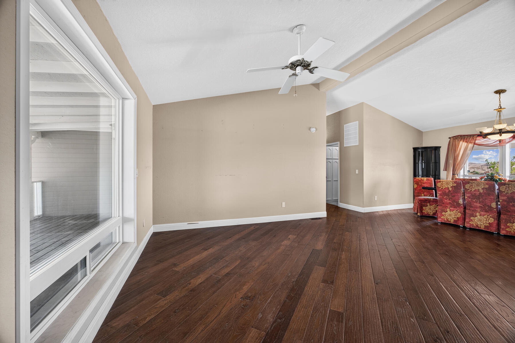 801 N 5th Ave, Avenal, CA 93204
