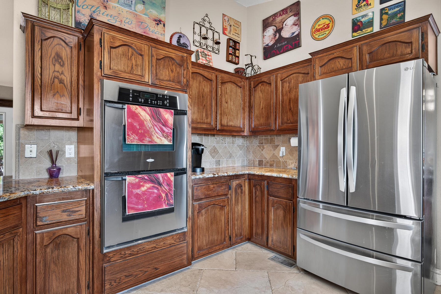 801 N 5th Ave, Avenal, CA 93204