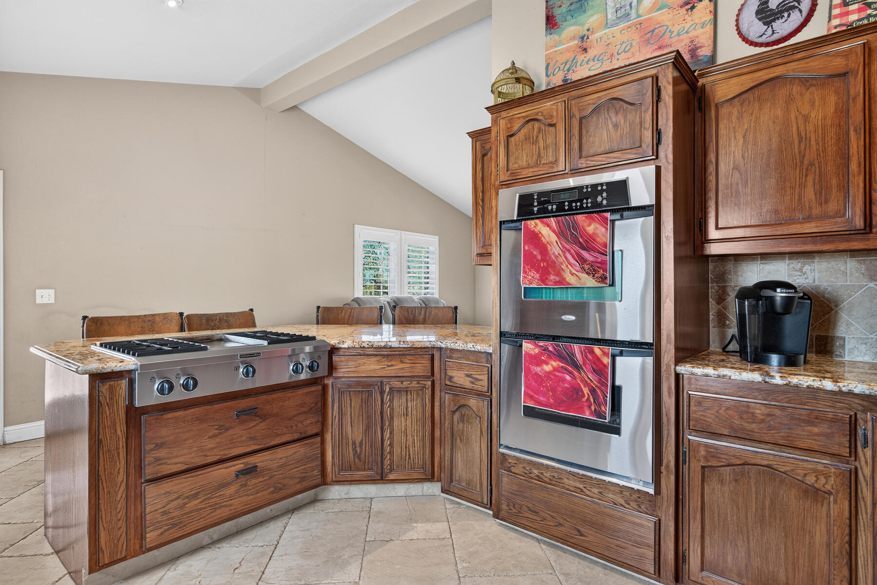 801 N 5th Ave, Avenal, CA 93204