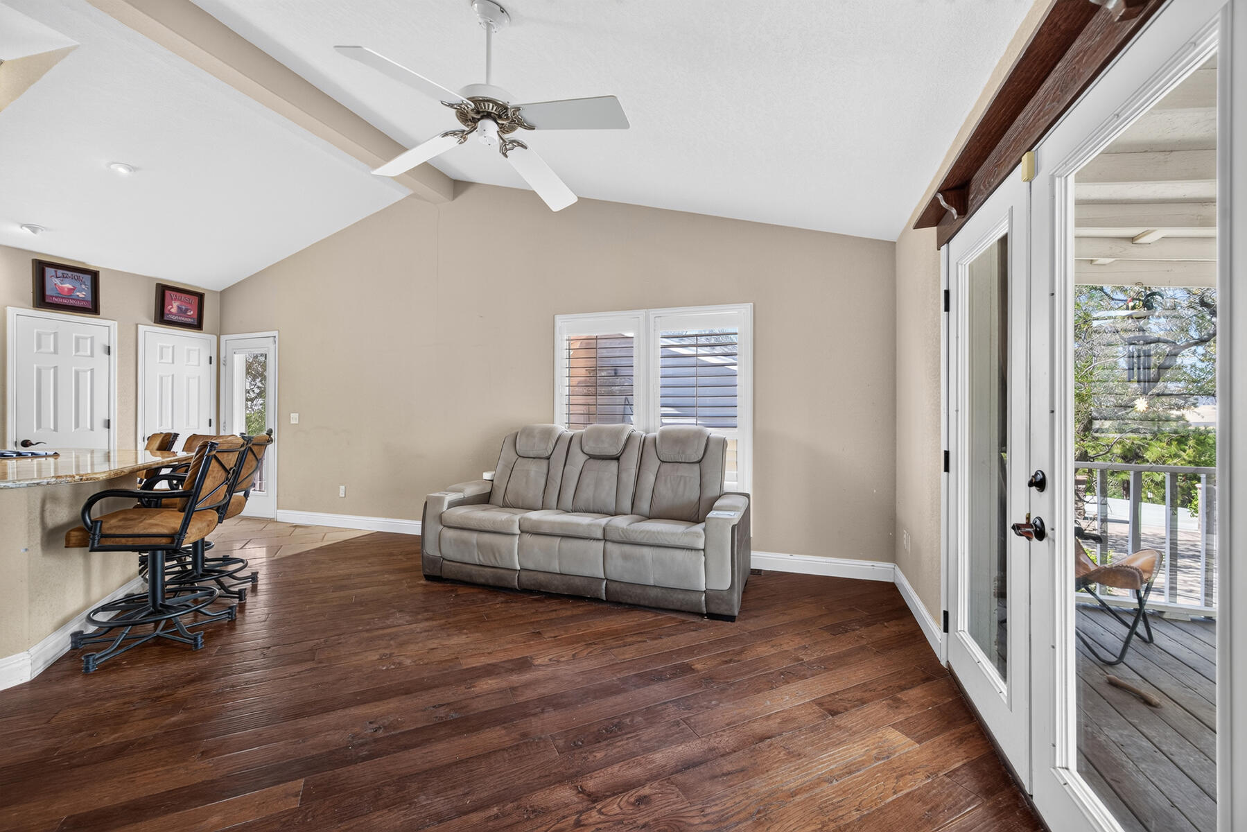 801 N 5th Ave, Avenal, CA 93204