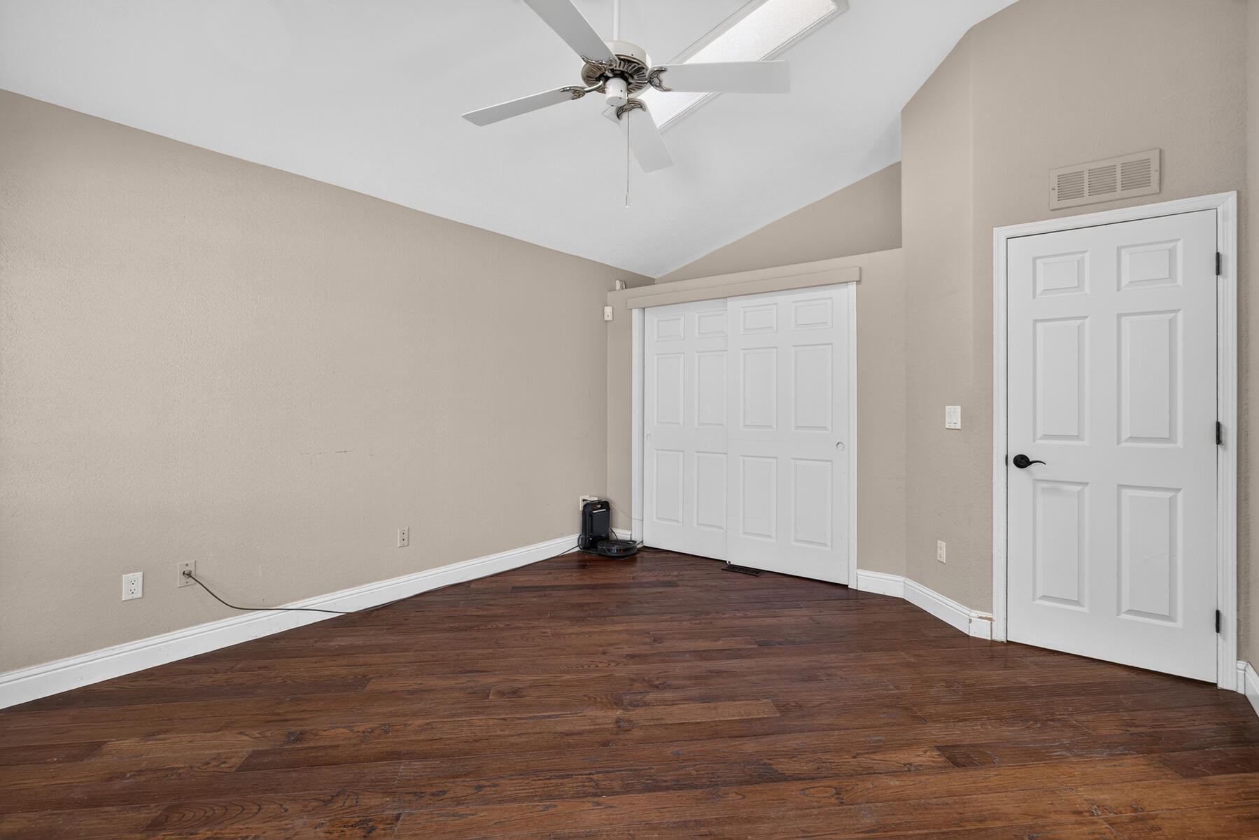 801 N 5th Ave, Avenal, CA 93204