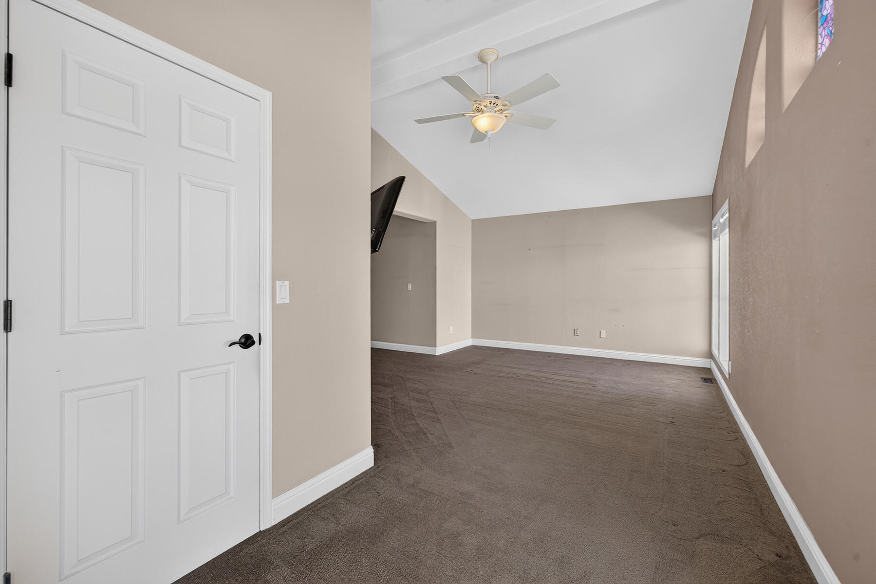801 N 5th Ave, Avenal, CA 93204