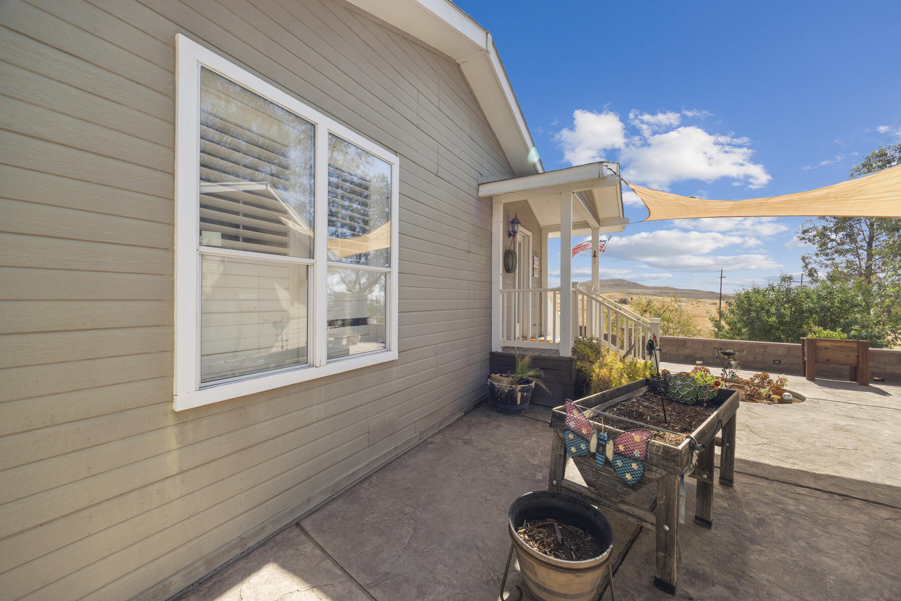 801 N 5th Ave, Avenal, CA 93204