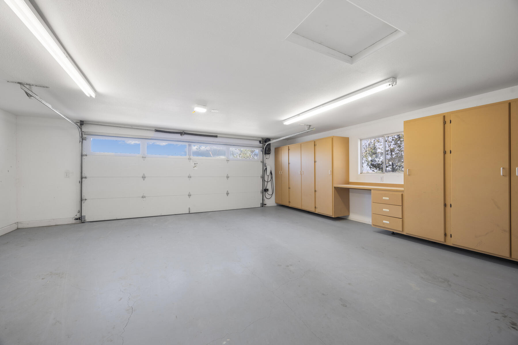 801 N 5th Ave, Avenal, CA 93204