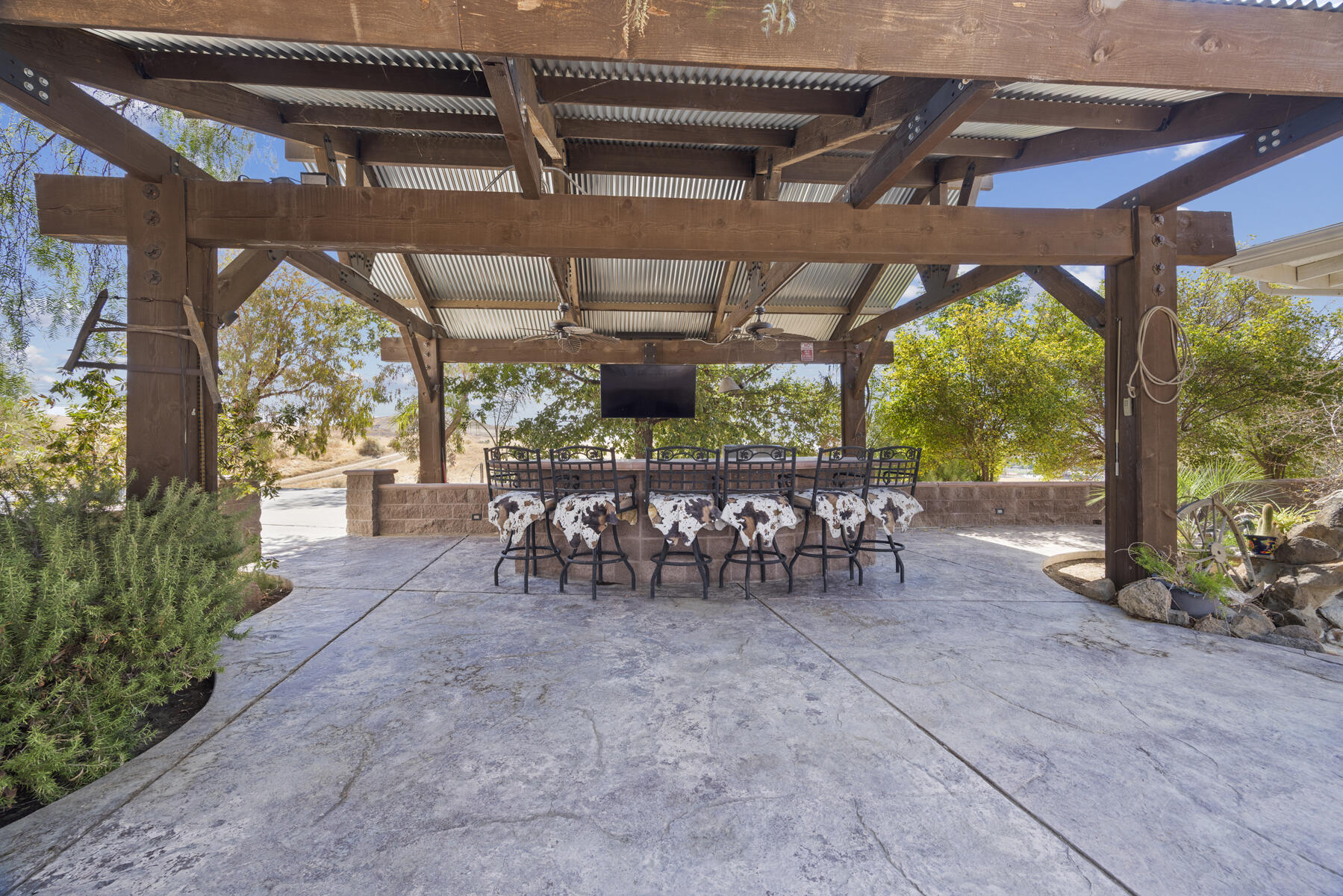 801 N 5th Ave, Avenal, CA 93204