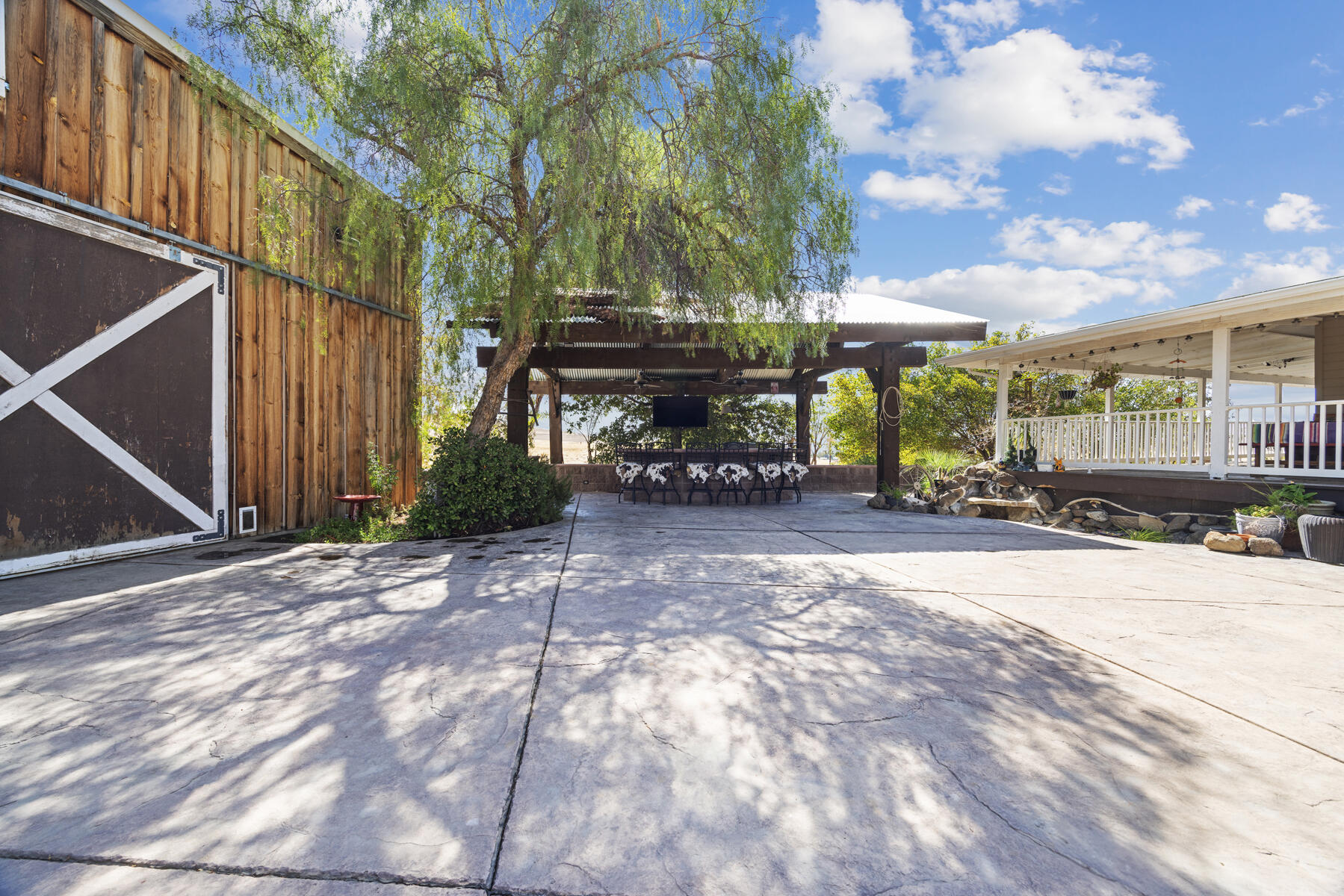 801 N 5th Ave, Avenal, CA 93204