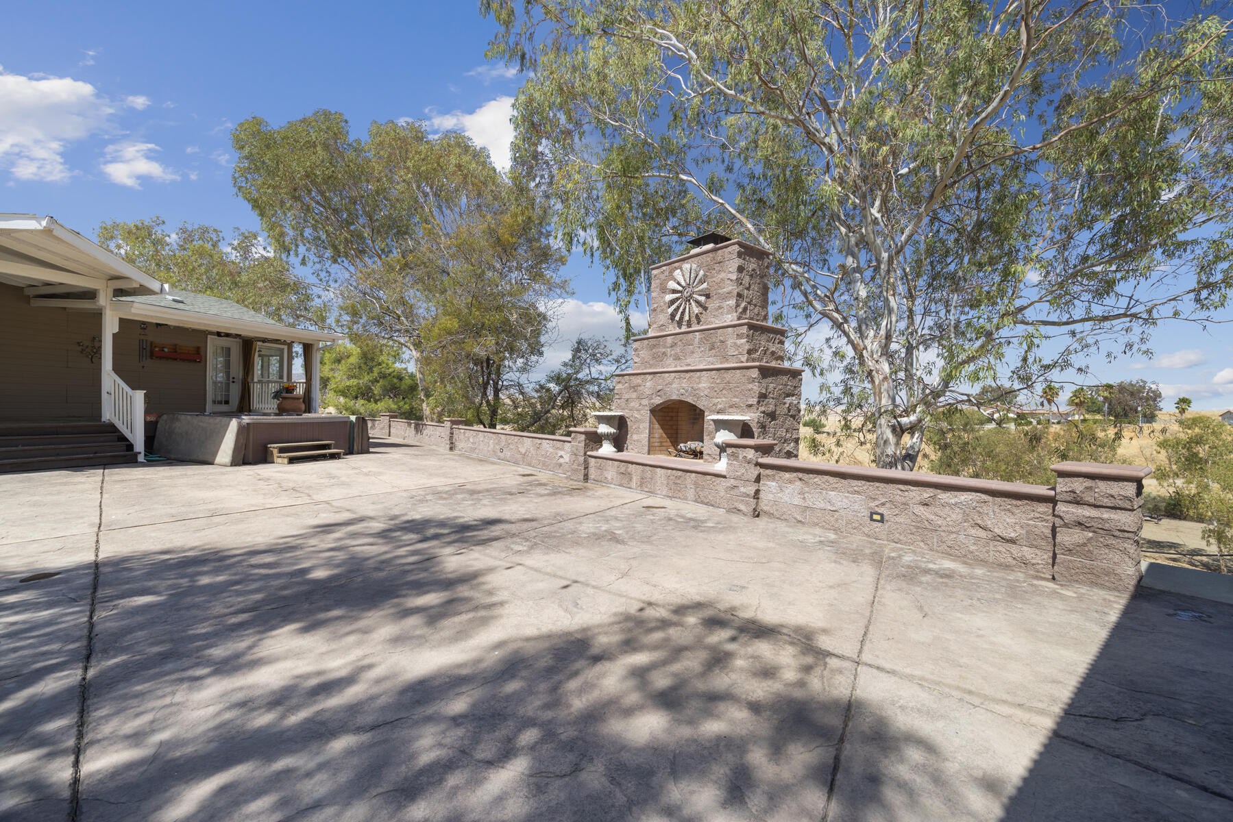801 N 5th Ave, Avenal, CA 93204