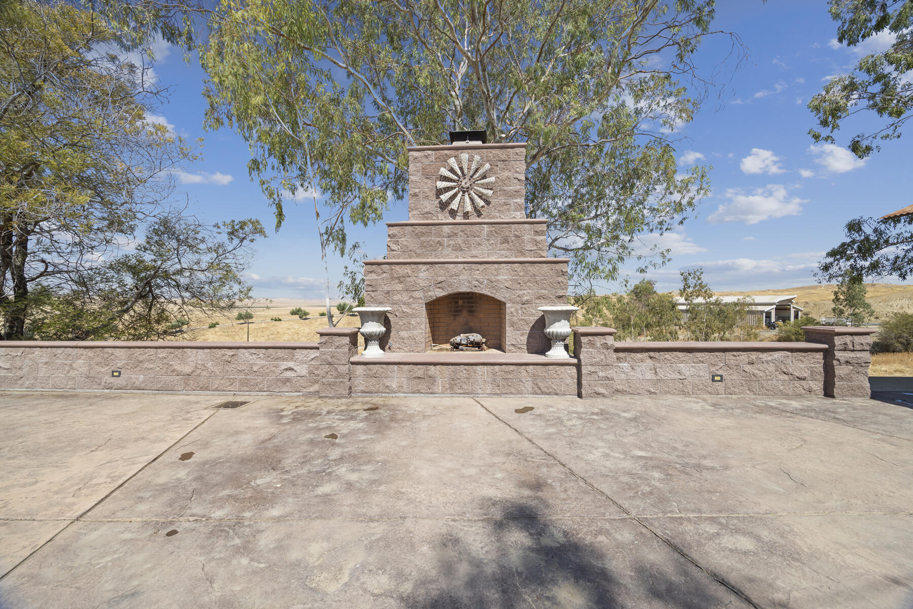 801 N 5th Ave, Avenal, CA 93204