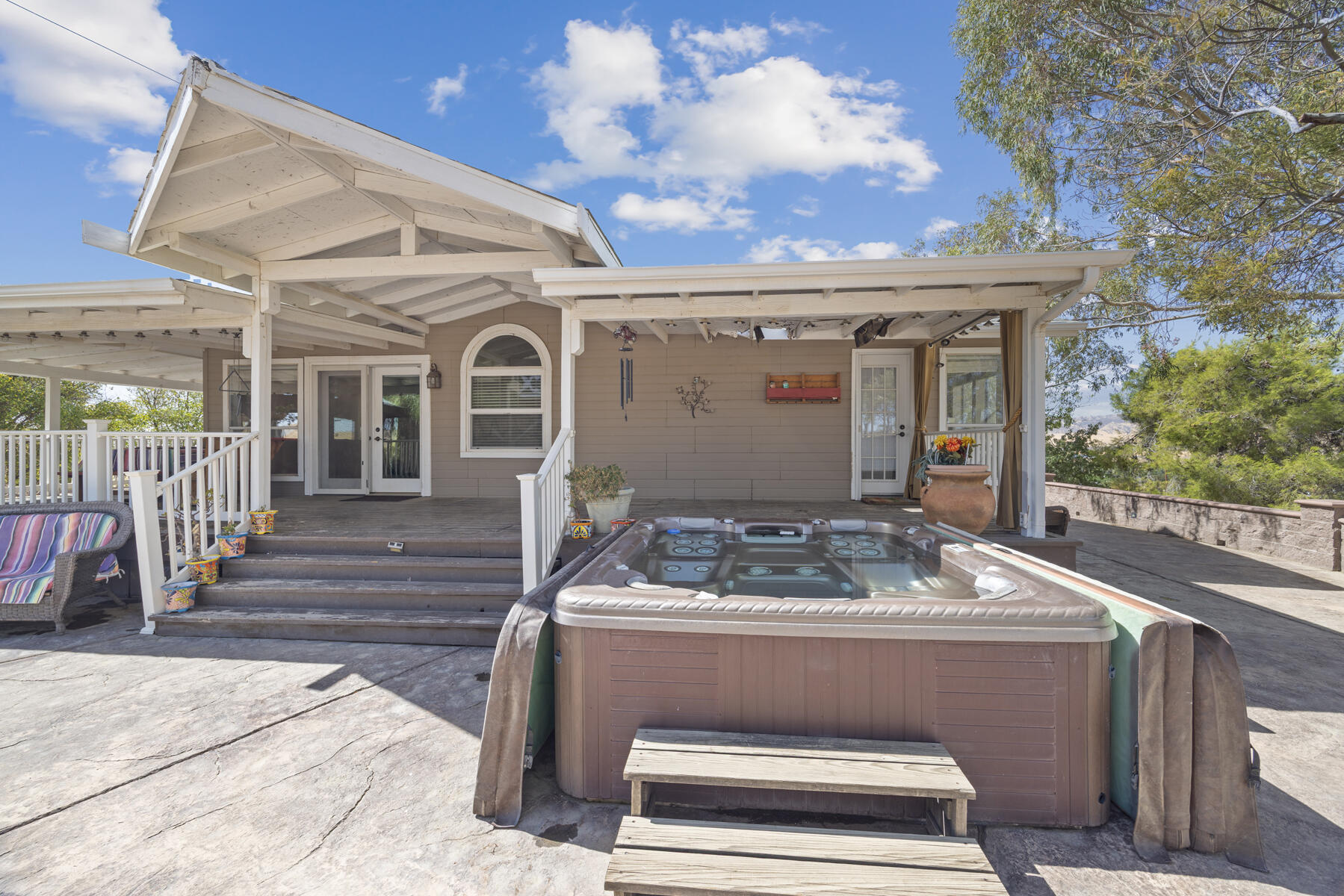 801 N 5th Ave, Avenal, CA 93204