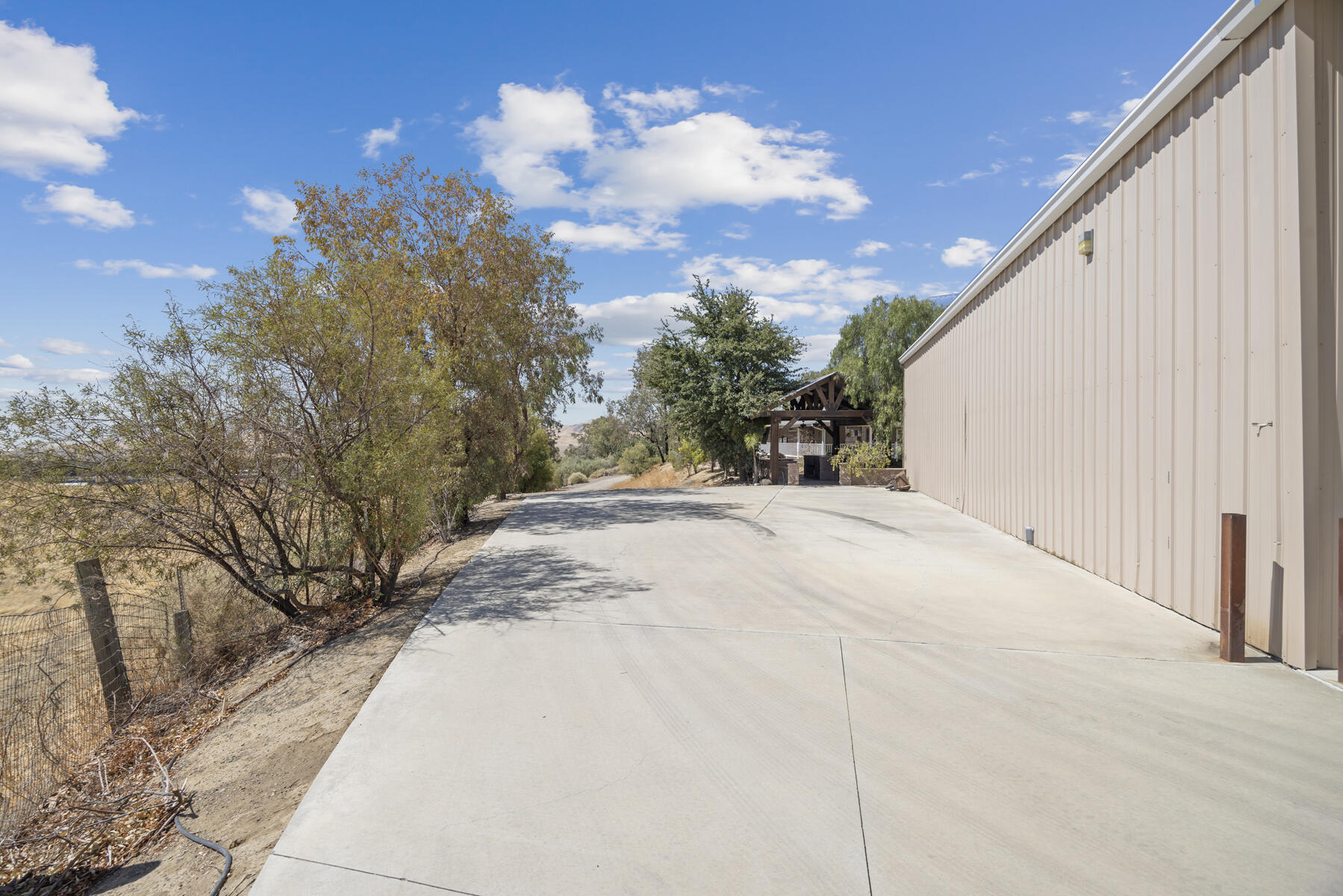 801 N 5th Ave, Avenal, CA 93204