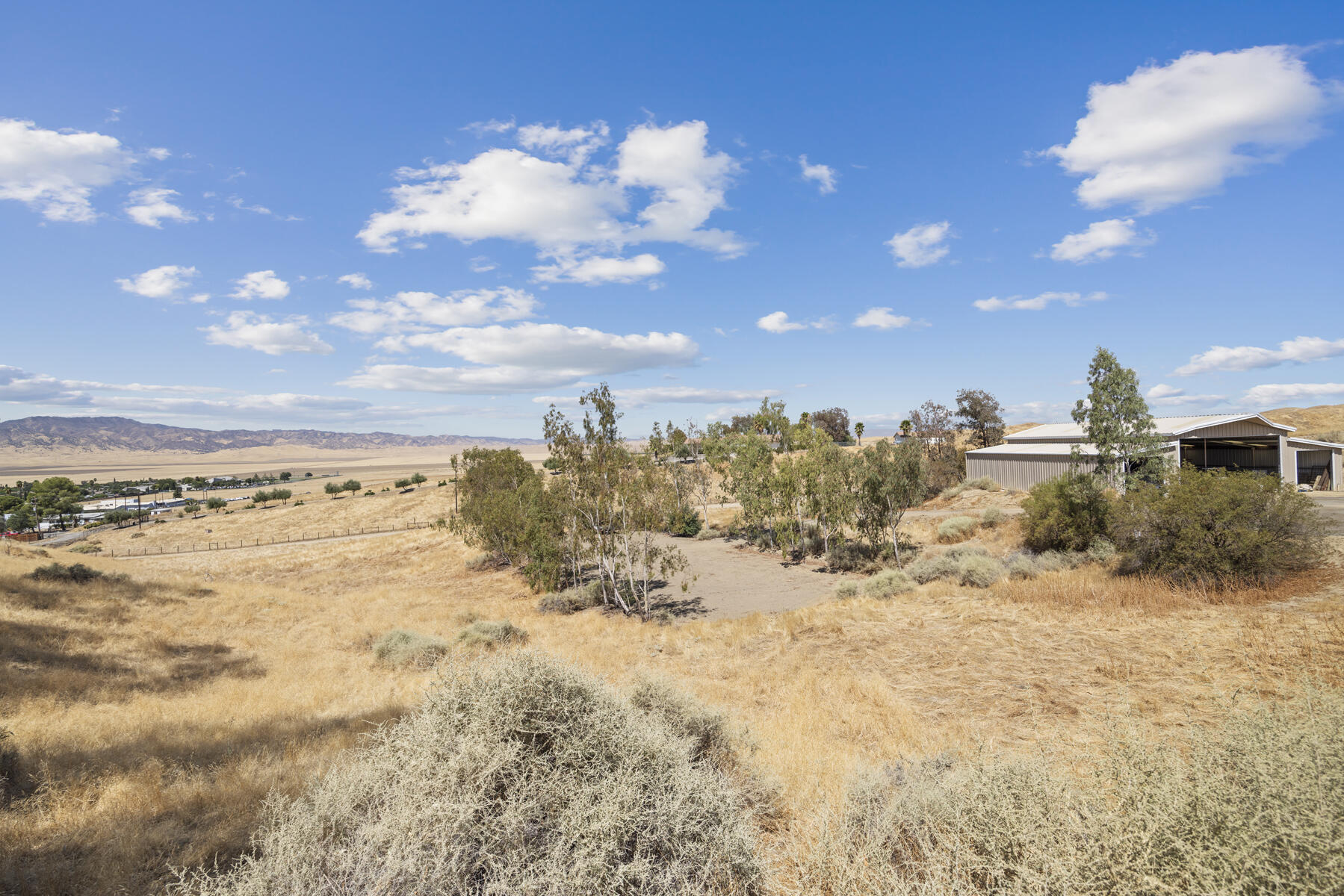 801 N 5th Ave, Avenal, CA 93204