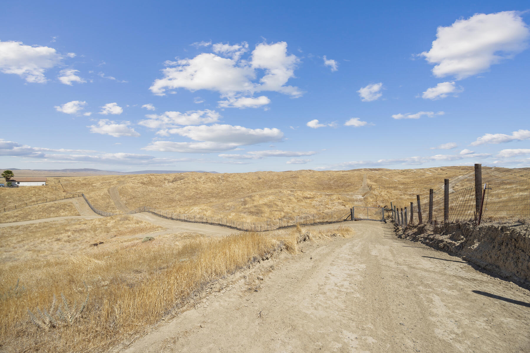 801 N 5th Ave, Avenal, CA 93204