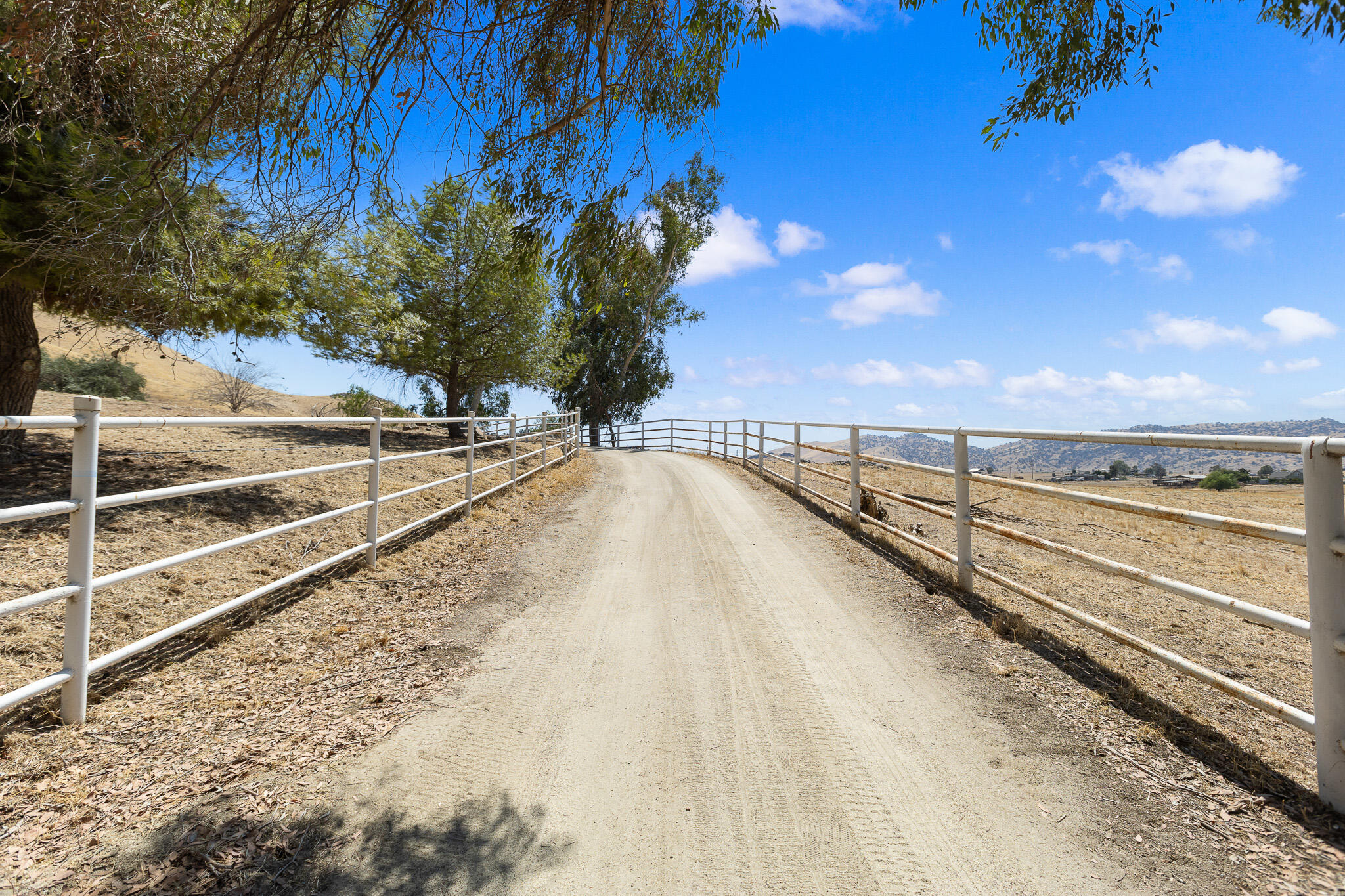 29827 Avenue 176, Porterville, CA 93257