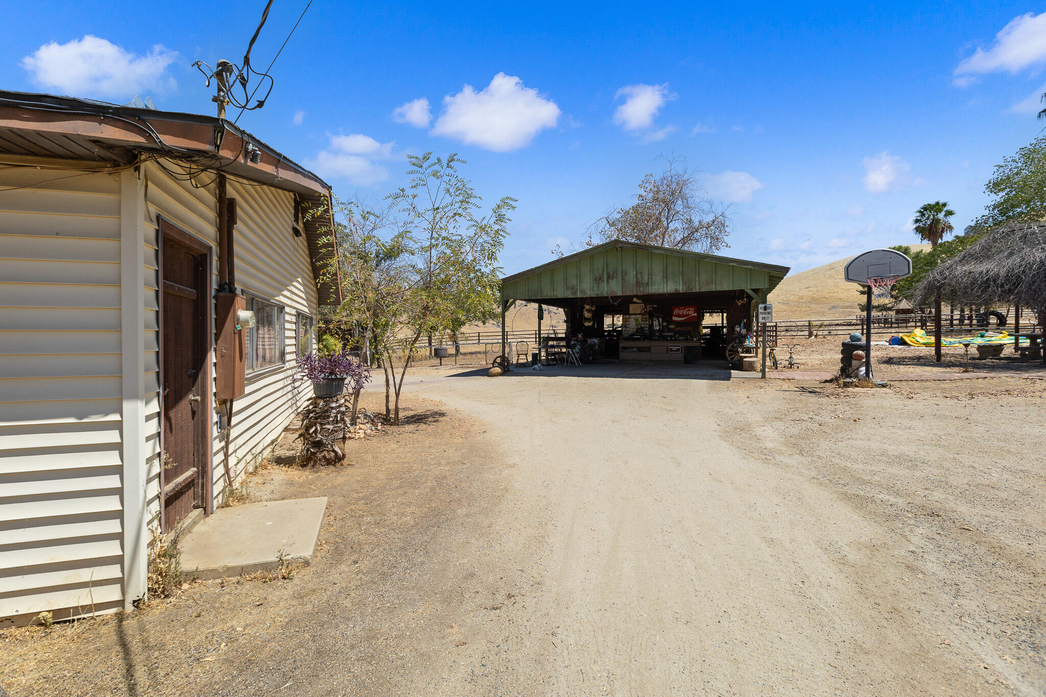 29827 Avenue 176, Porterville, CA 93257