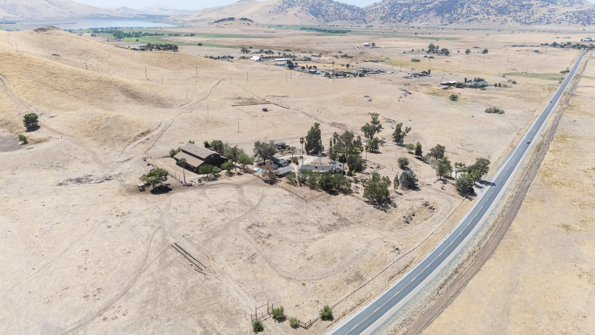 29827 Avenue 176, Porterville, CA 93257