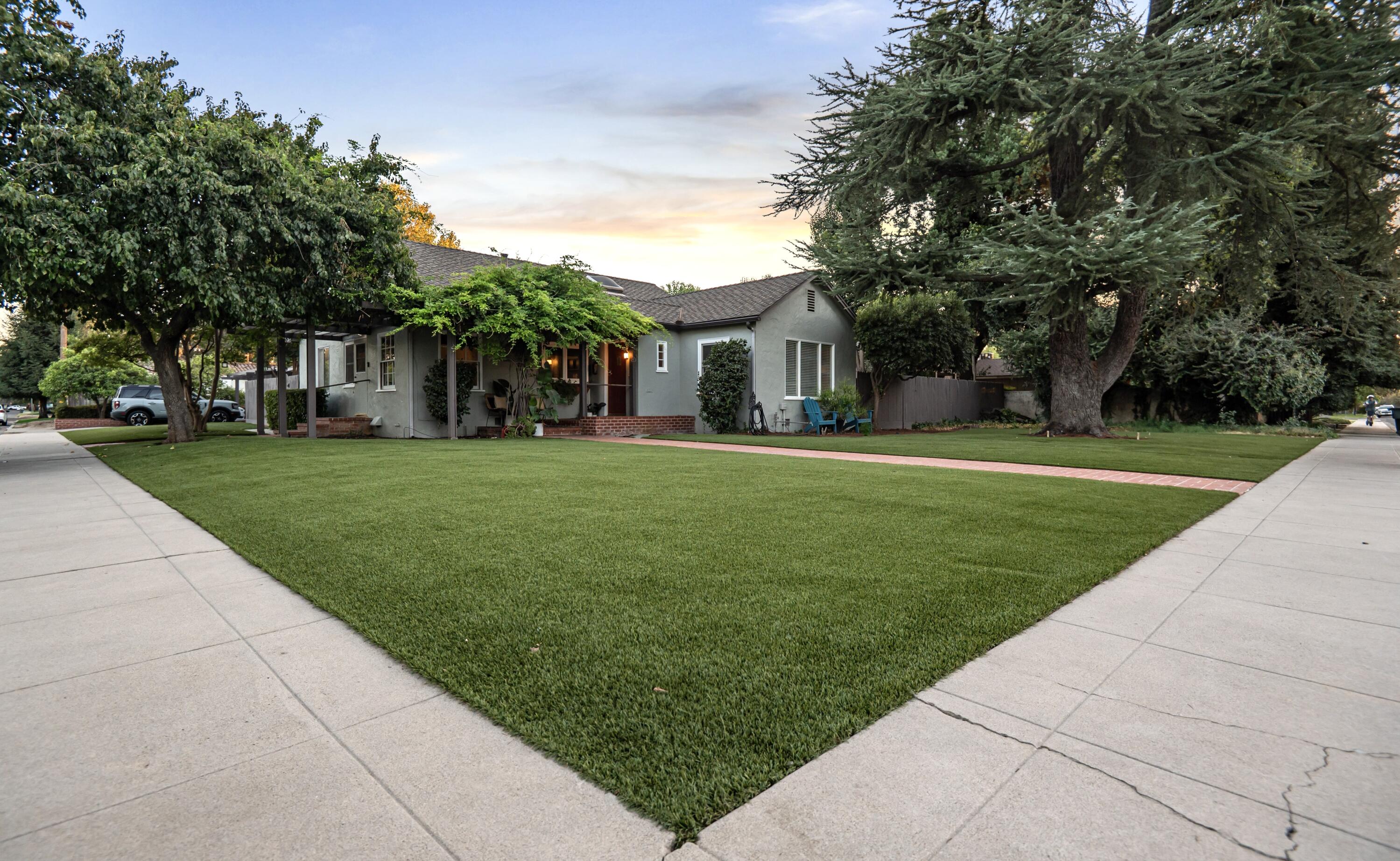 1401 W Myrtle, Visalia, CA 93277