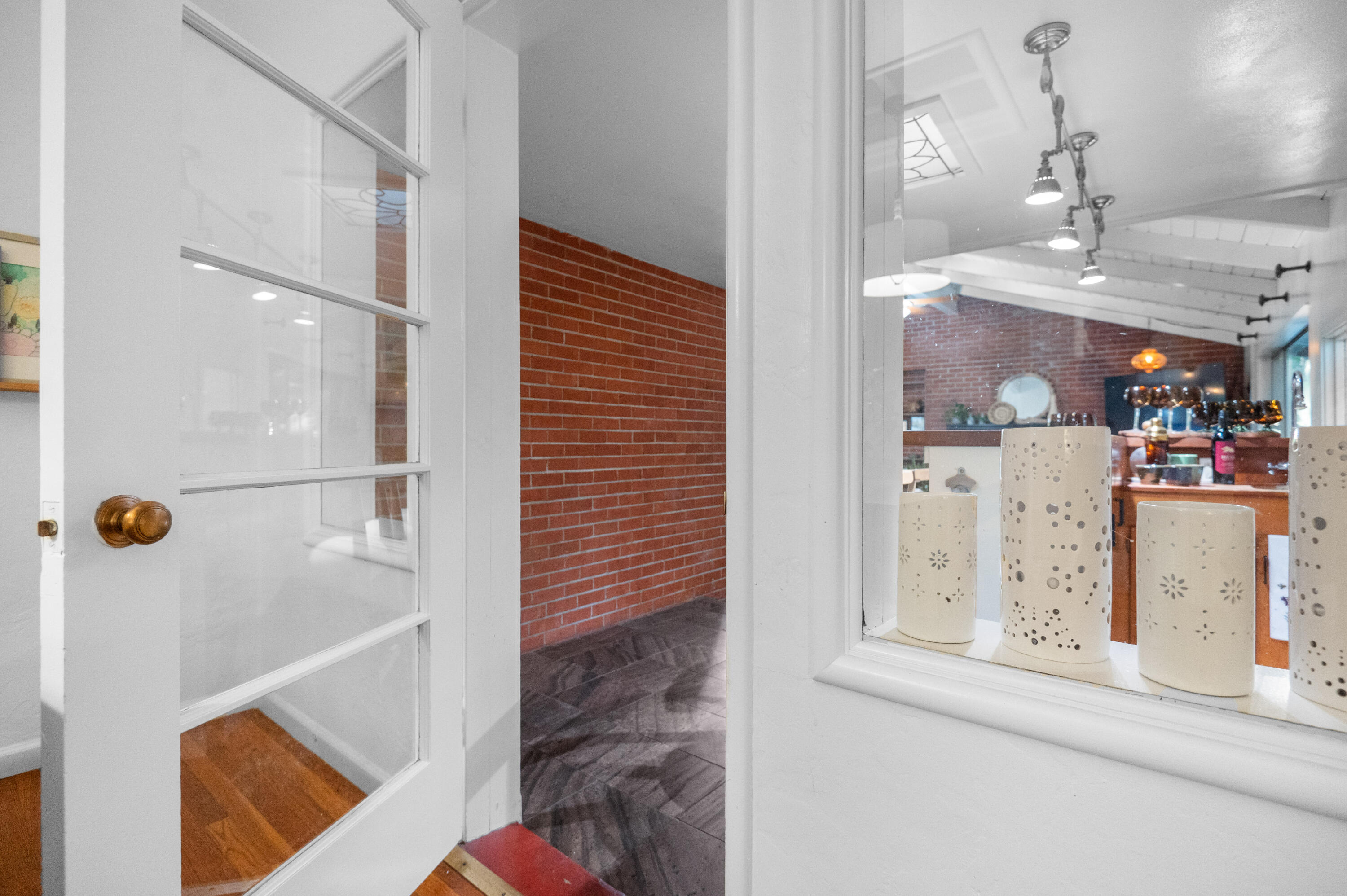 1401 W Myrtle, Visalia, CA 93277