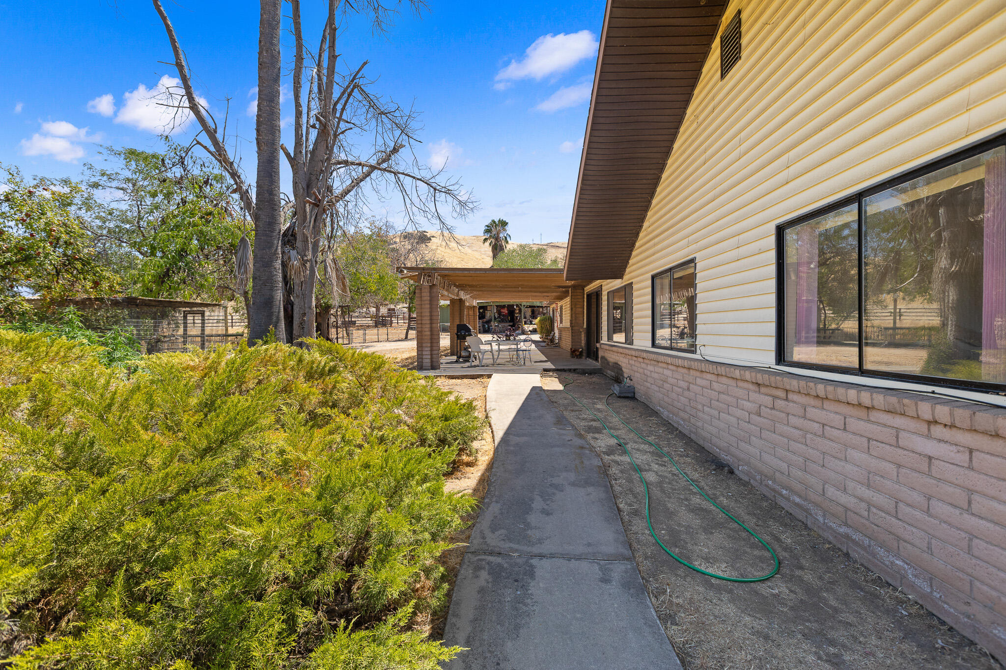 29827 SW Avenue 176, Porterville, CA 93257