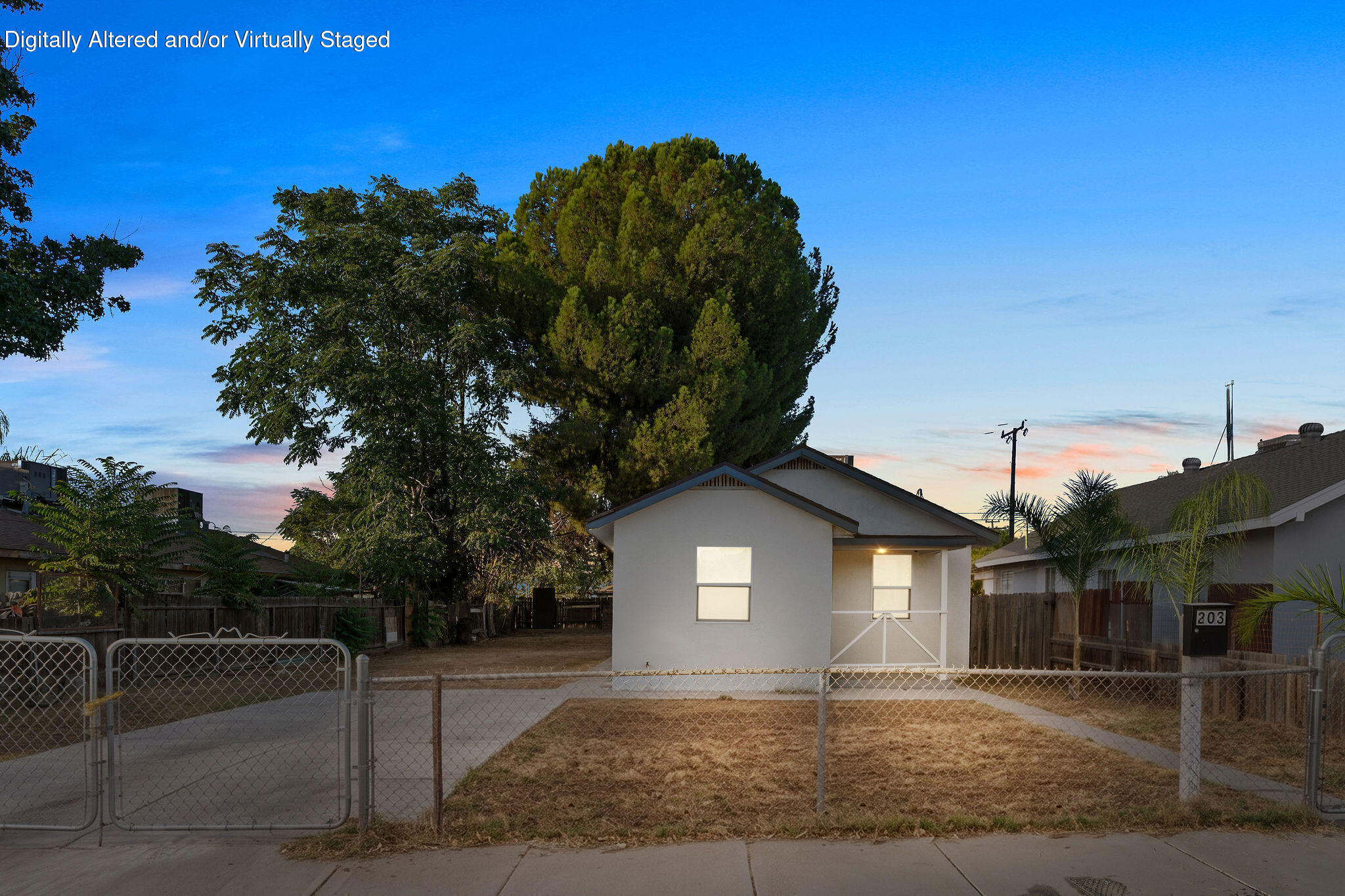 203 E Belle Ave, Bakersfield, CA 93308