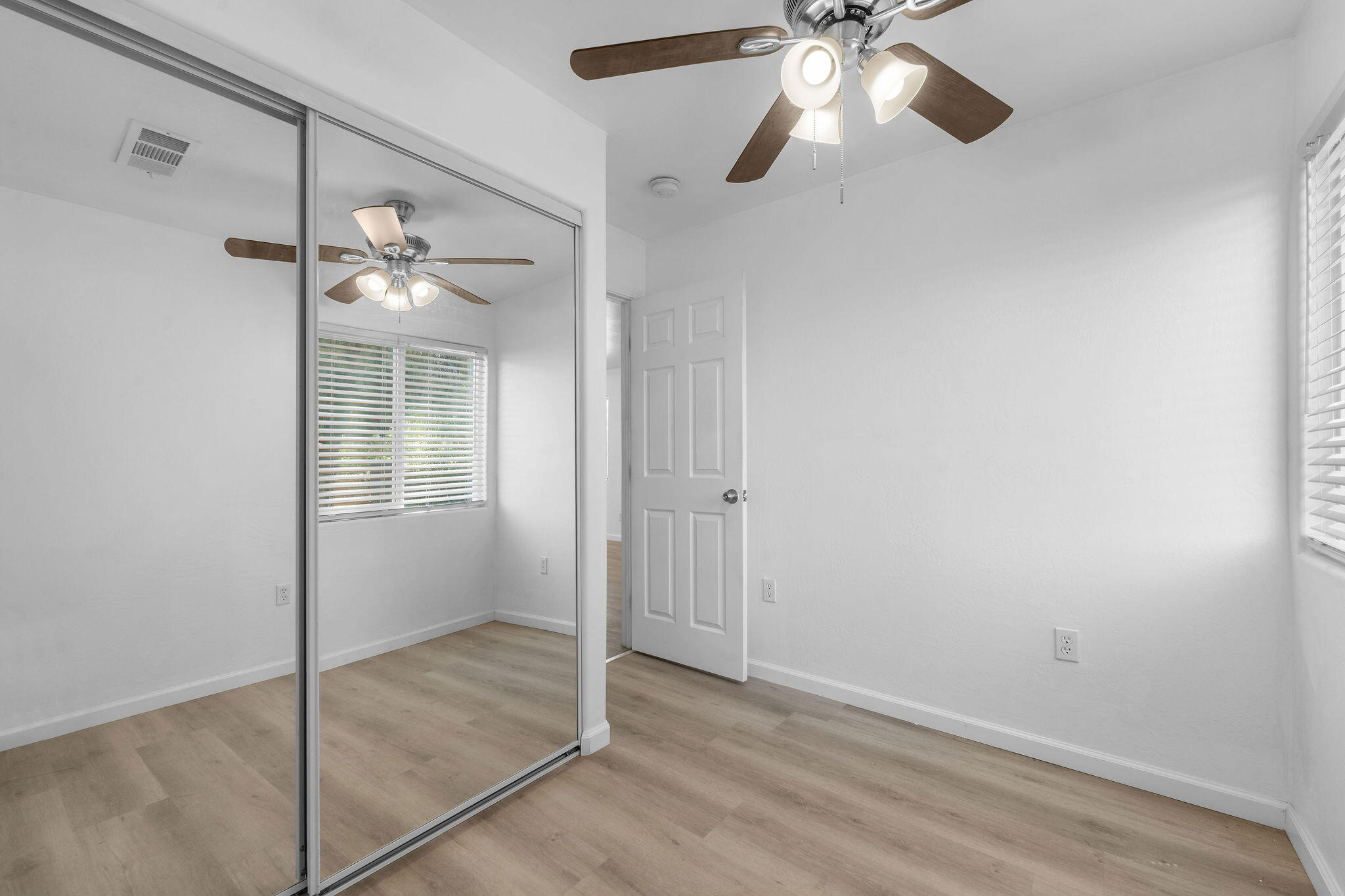 203 E Belle Ave, Bakersfield, CA 93308