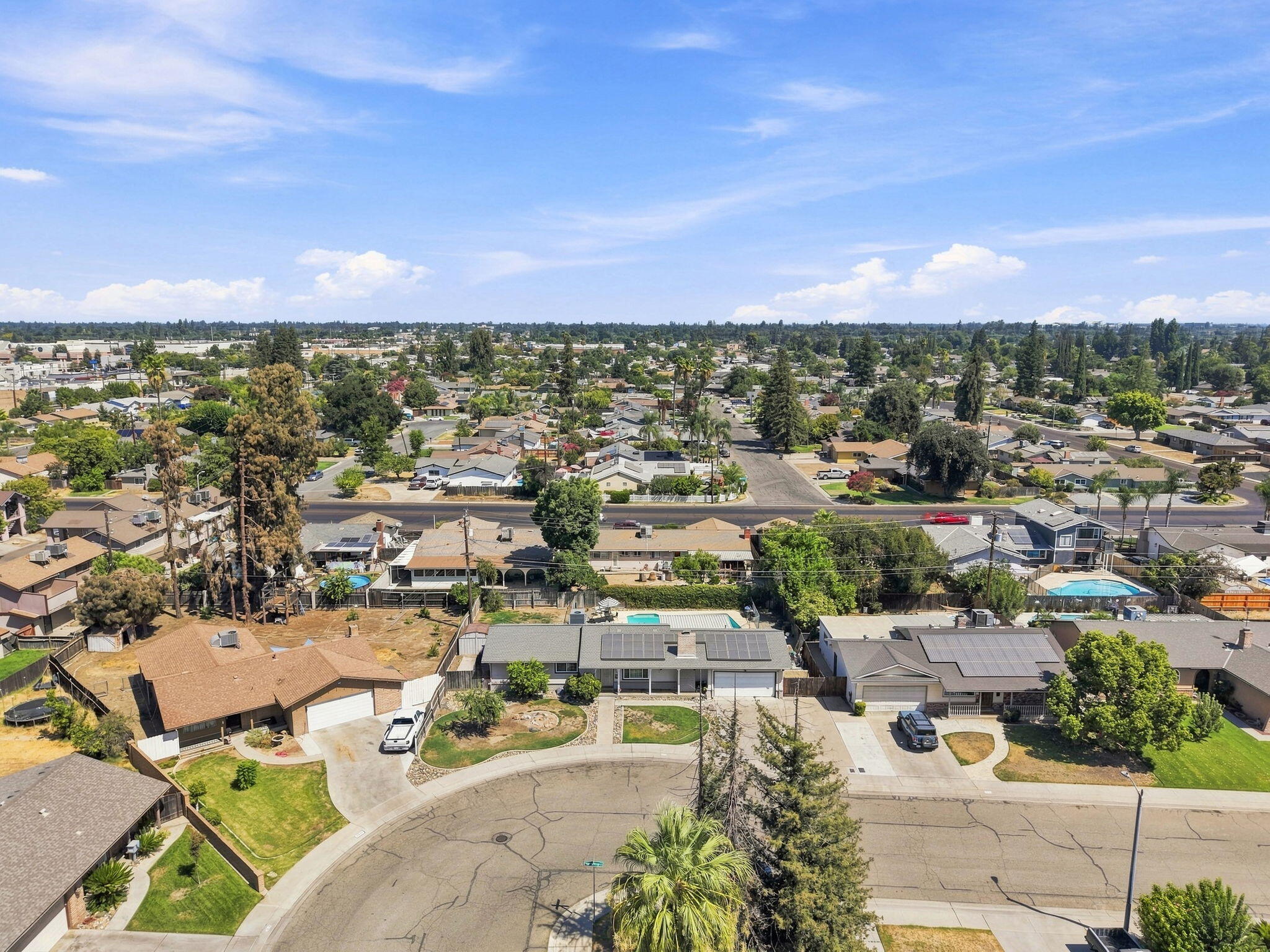 1738 W Monte Vista Ave, Visalia, CA 93277