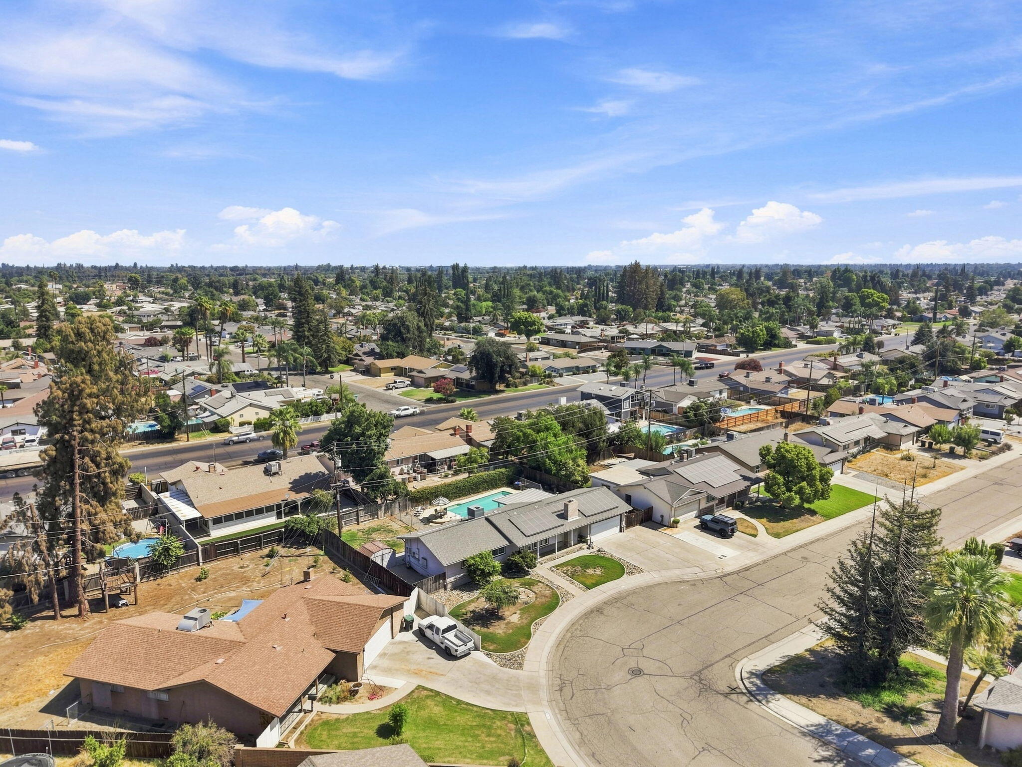1738 W Monte Vista Ave, Visalia, CA 93277