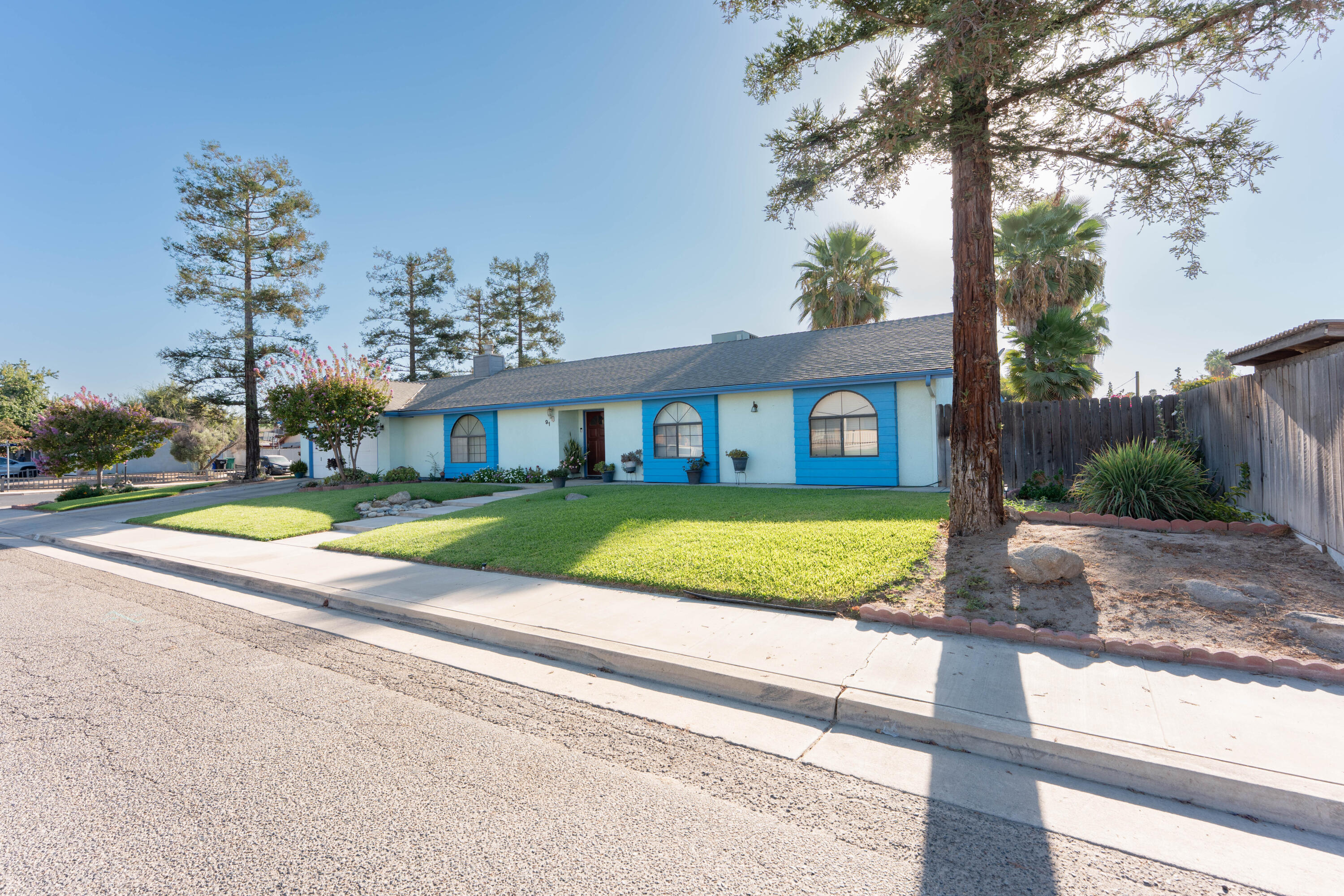 91 N Silver Maple Way, Porterville, CA 93257