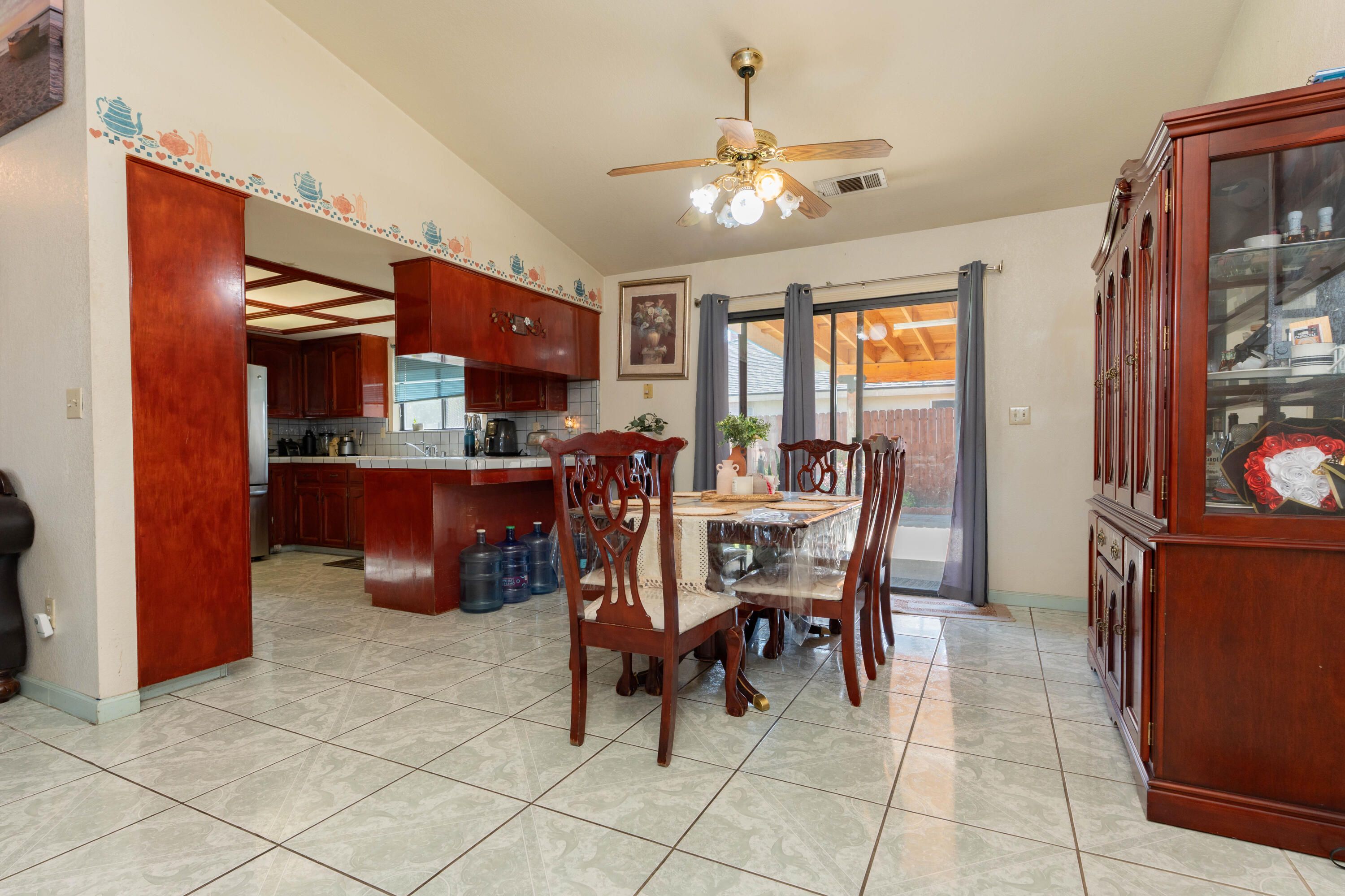 91 N Silver Maple Way, Porterville, CA 93257