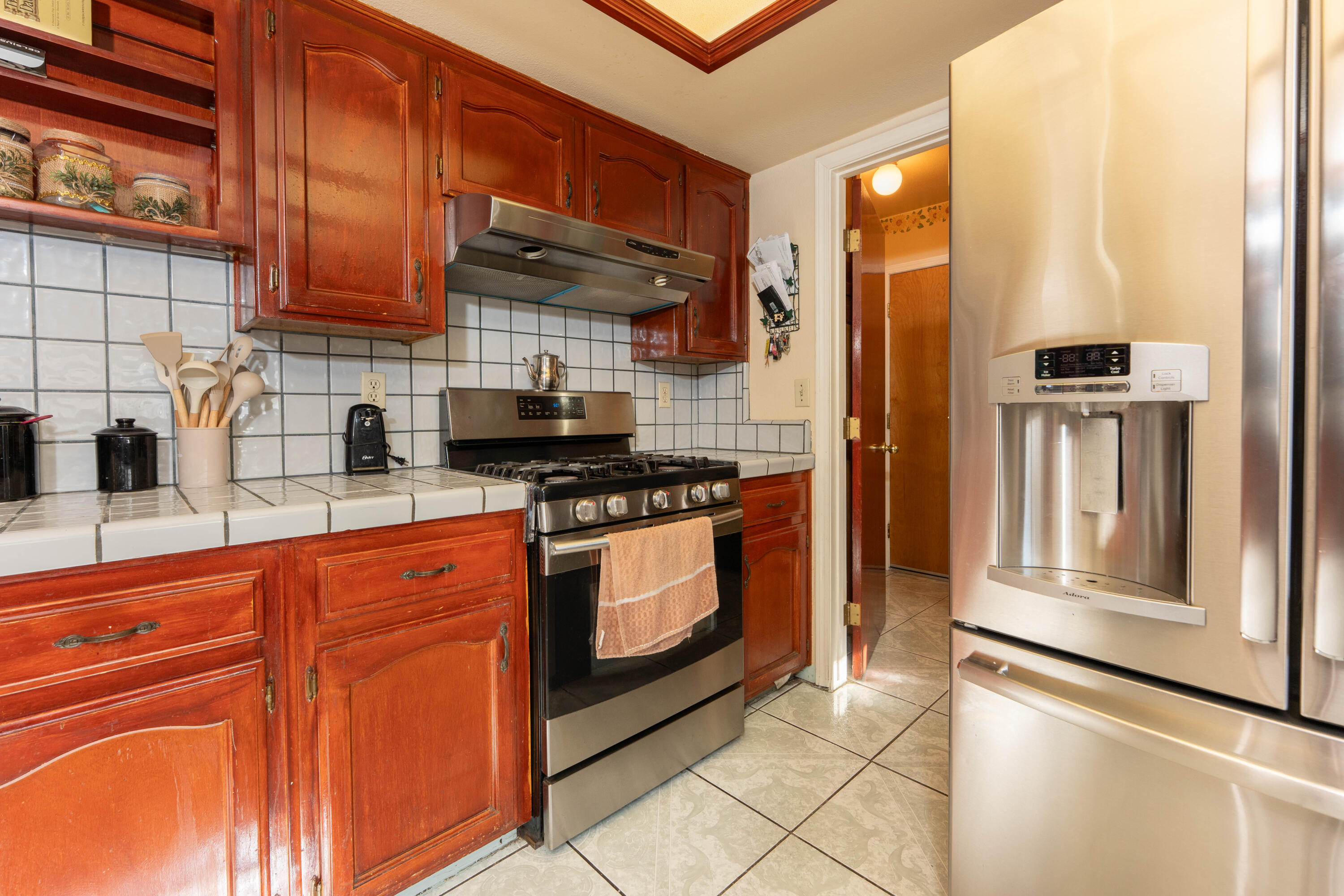 91 N Silver Maple Way, Porterville, CA 93257