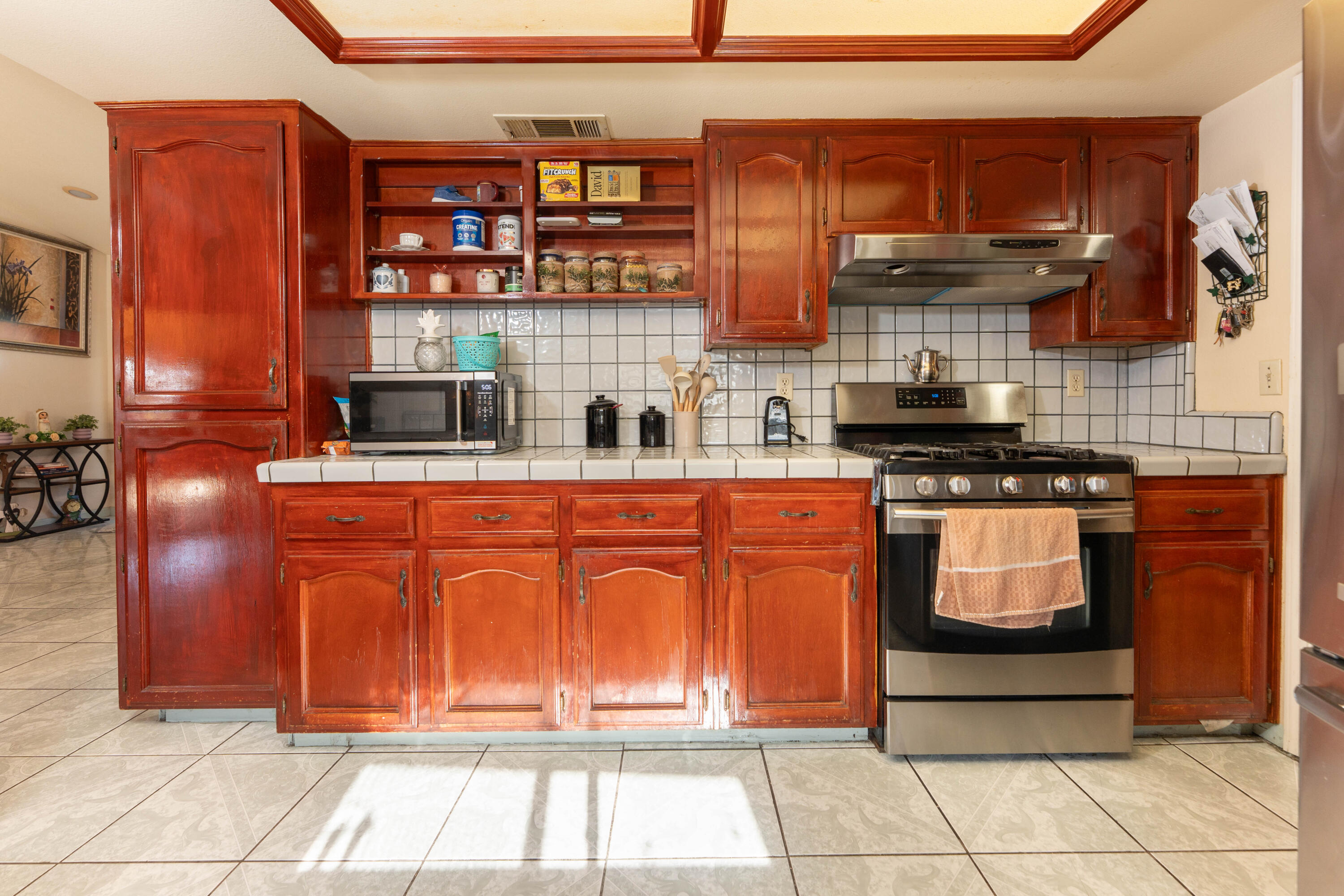 91 N Silver Maple Way, Porterville, CA 93257