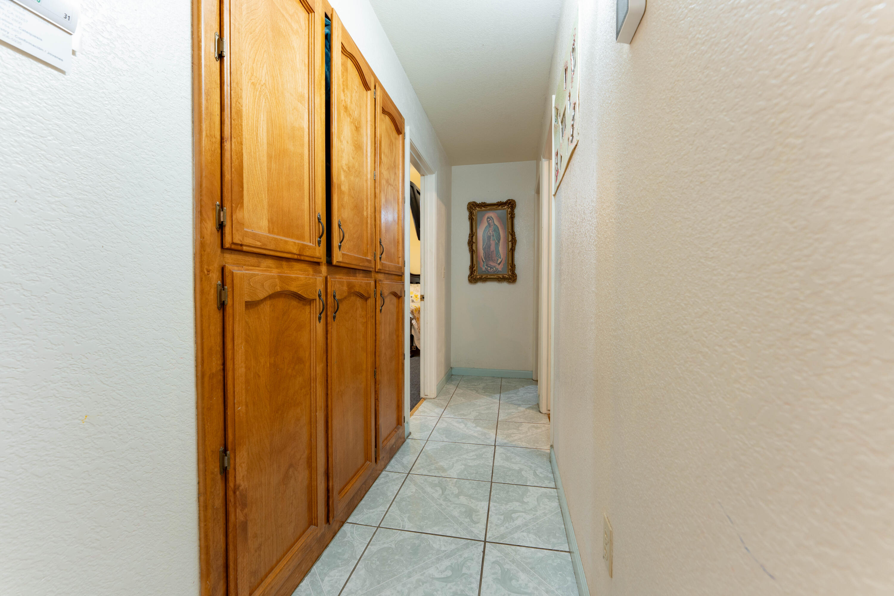 91 N Silver Maple Way, Porterville, CA 93257