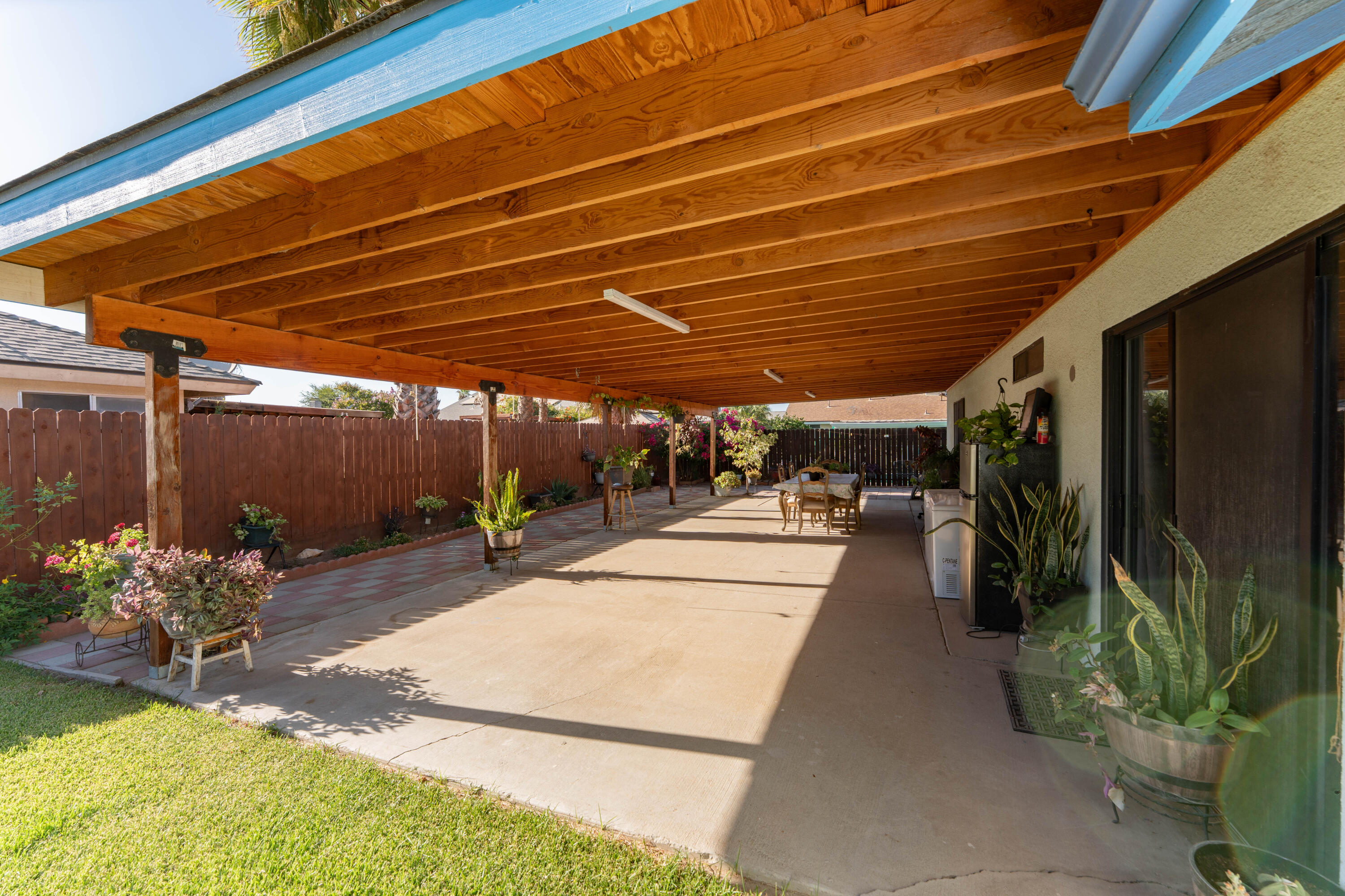91 N Silver Maple Way, Porterville, CA 93257