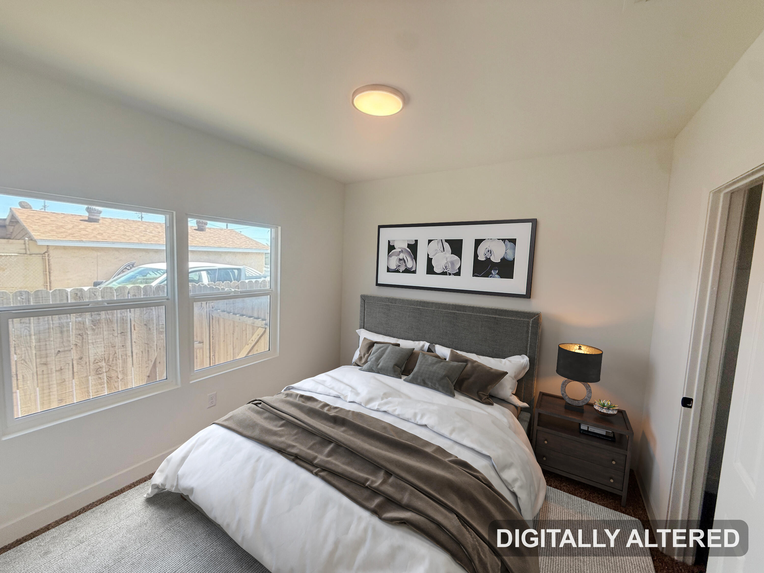 220 W Cross Ave, Tulare, CA 93274