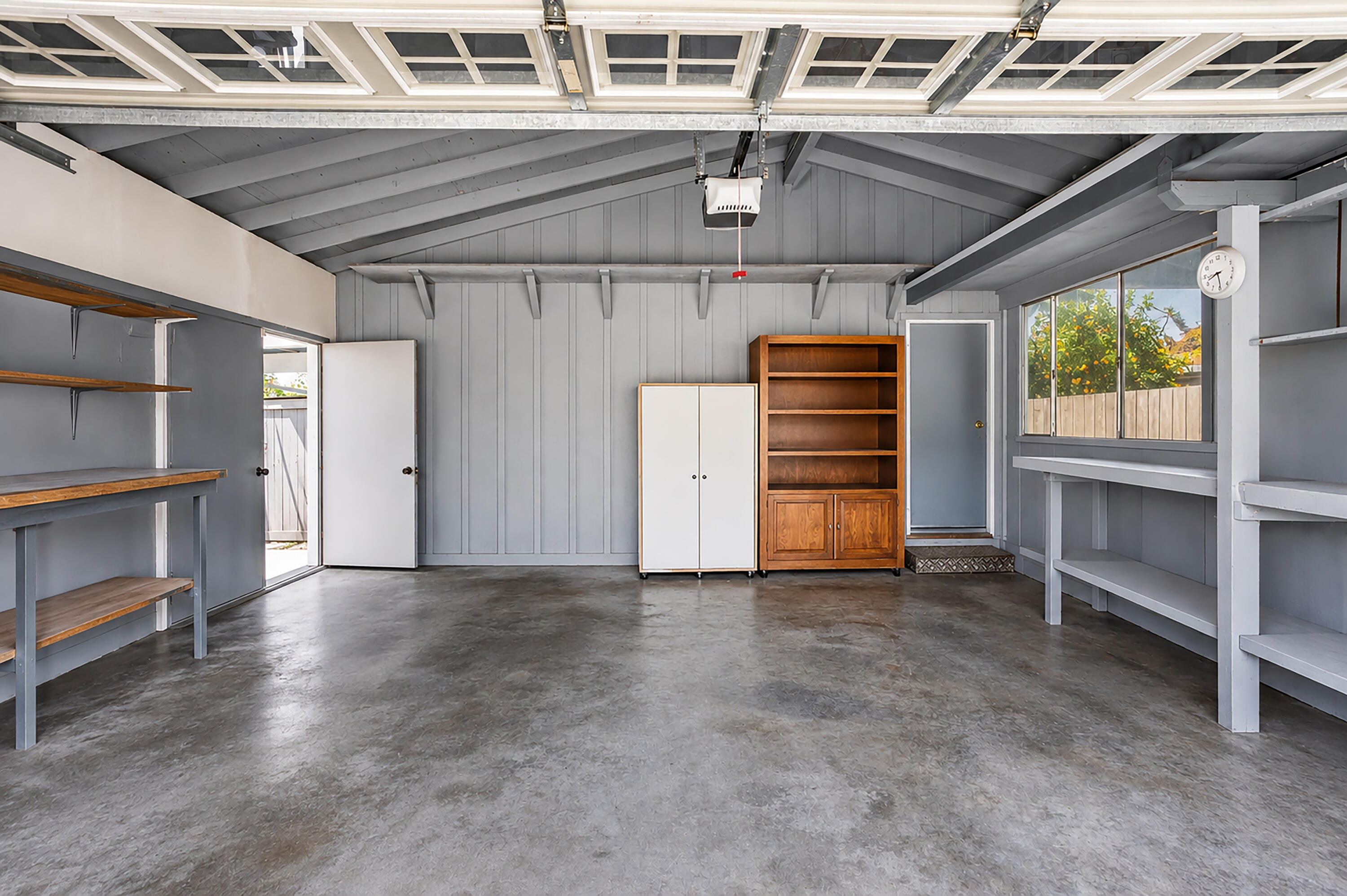 1101 S Mountain St, Visalia, CA 93277