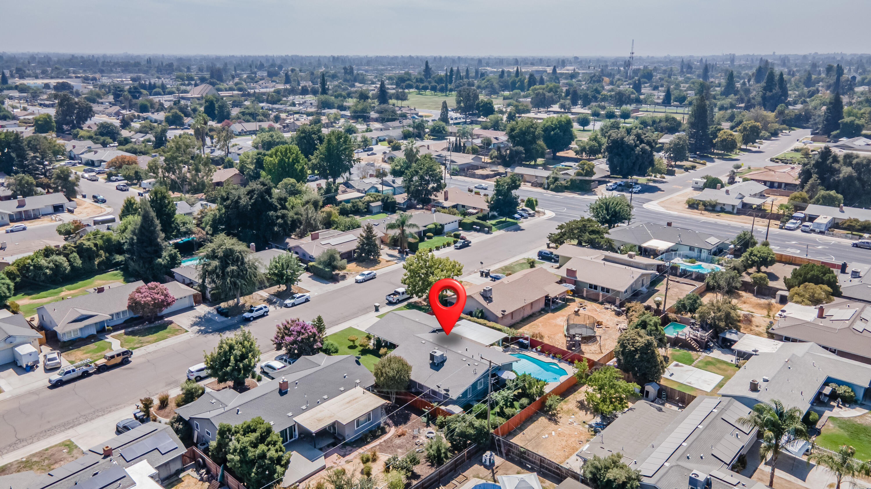 1101 S Mountain St, Visalia, CA 93277