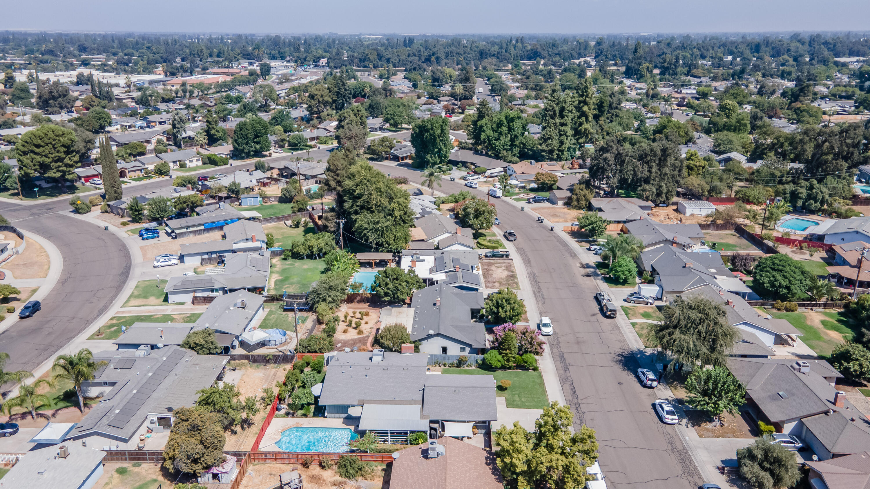 1101 S Mountain St, Visalia, CA 93277