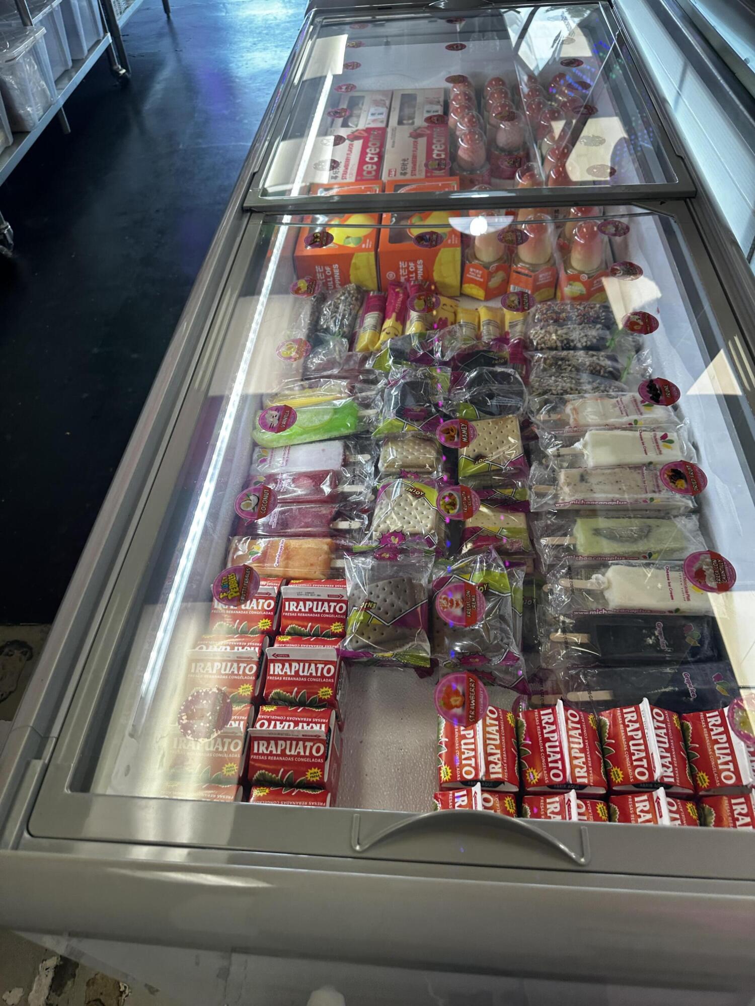 2565 Jensen Ave, Sanger, CA 93657