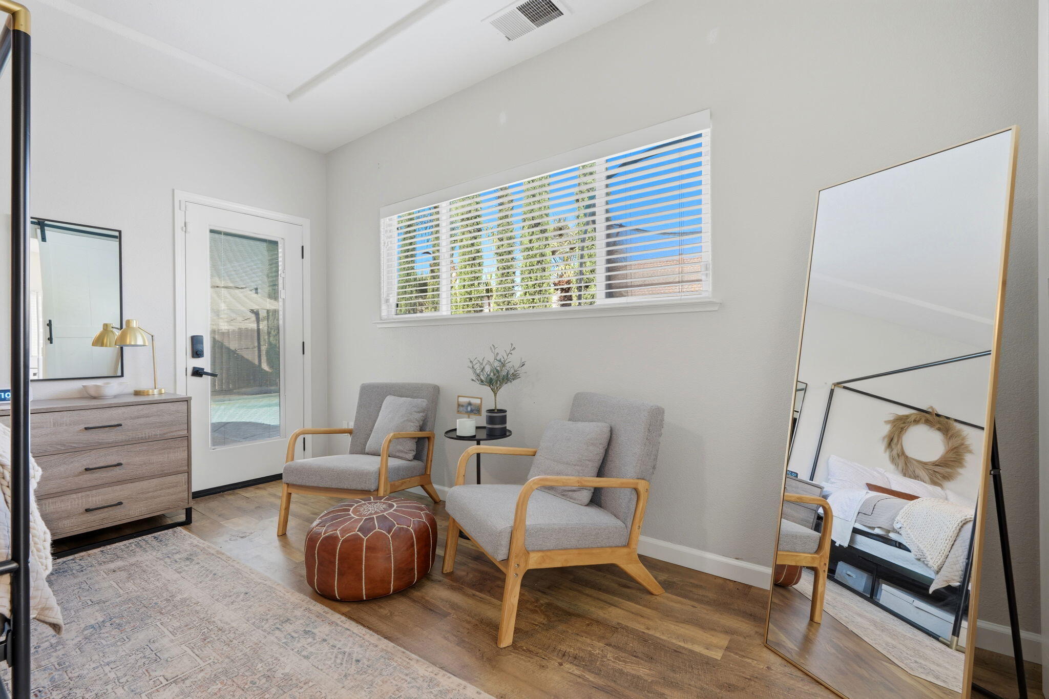 1858 E Mono Pl, Tulare, CA 93274