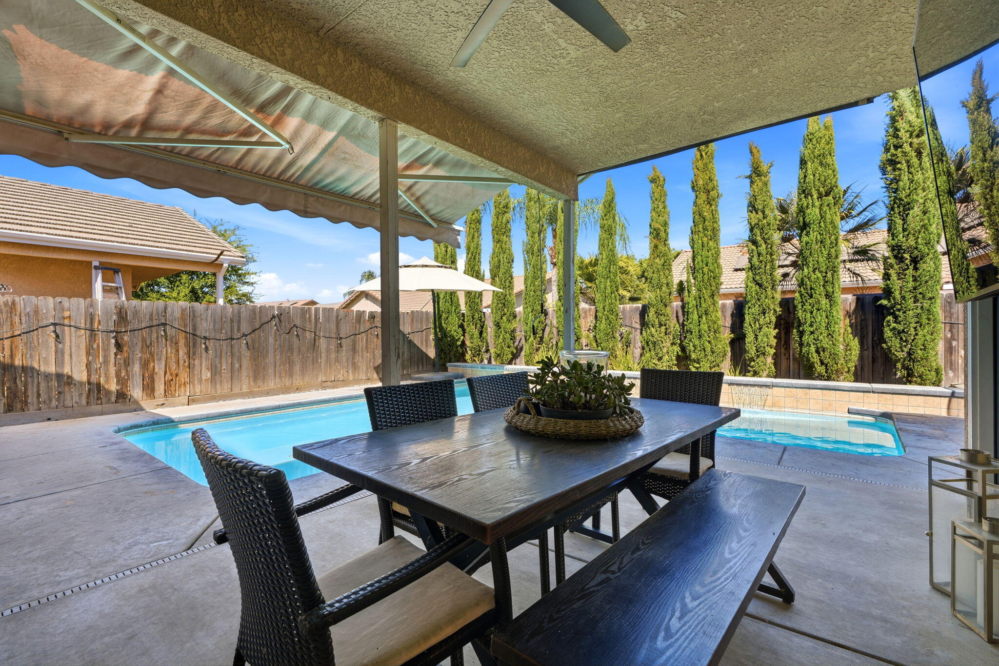 1858 E Mono Pl, Tulare, CA 93274