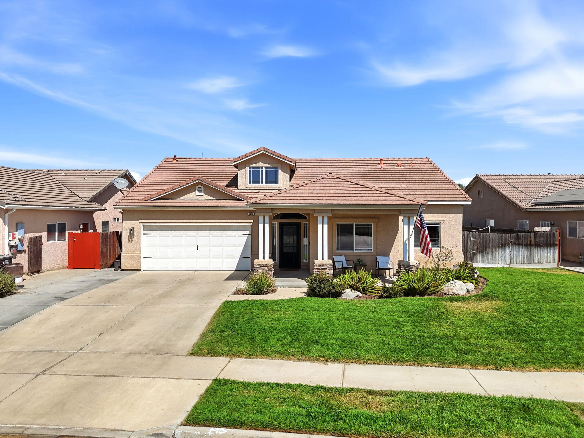 1858 E Mono Pl, Tulare, CA 93274
