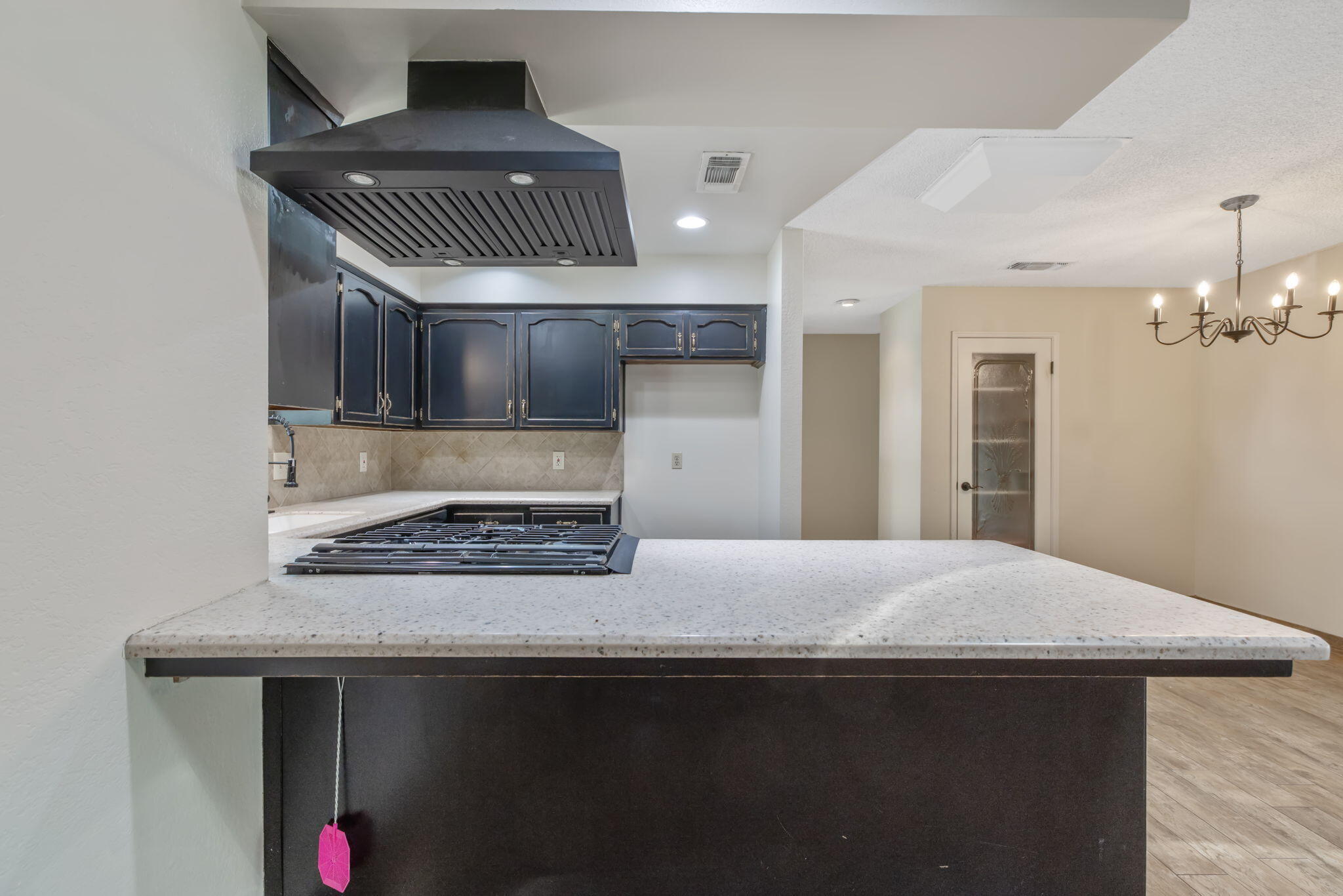 3705 S County Center, Visalia, CA 93277