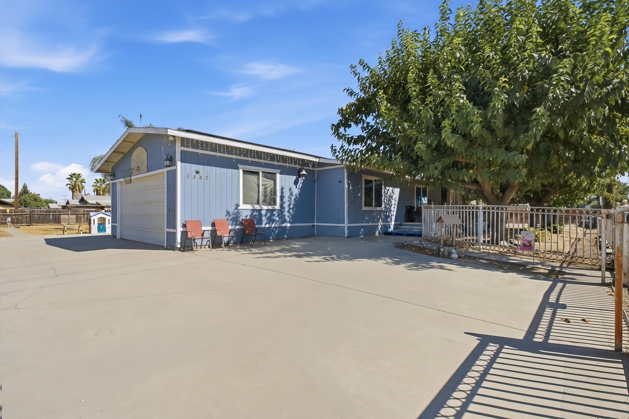3582 S Pratt St, Tulare, CA 93274