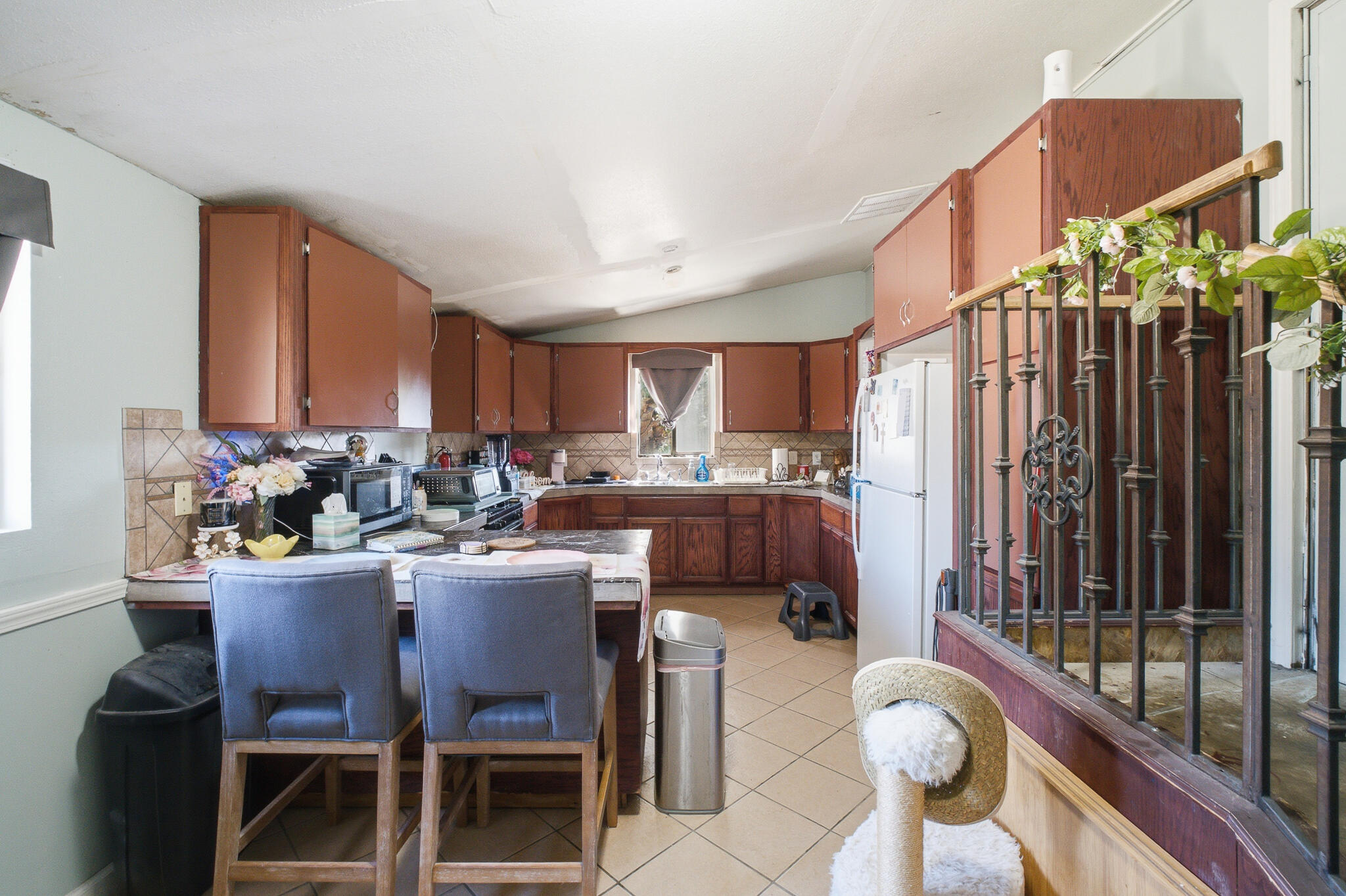 3582 S Pratt St, Tulare, CA 93274