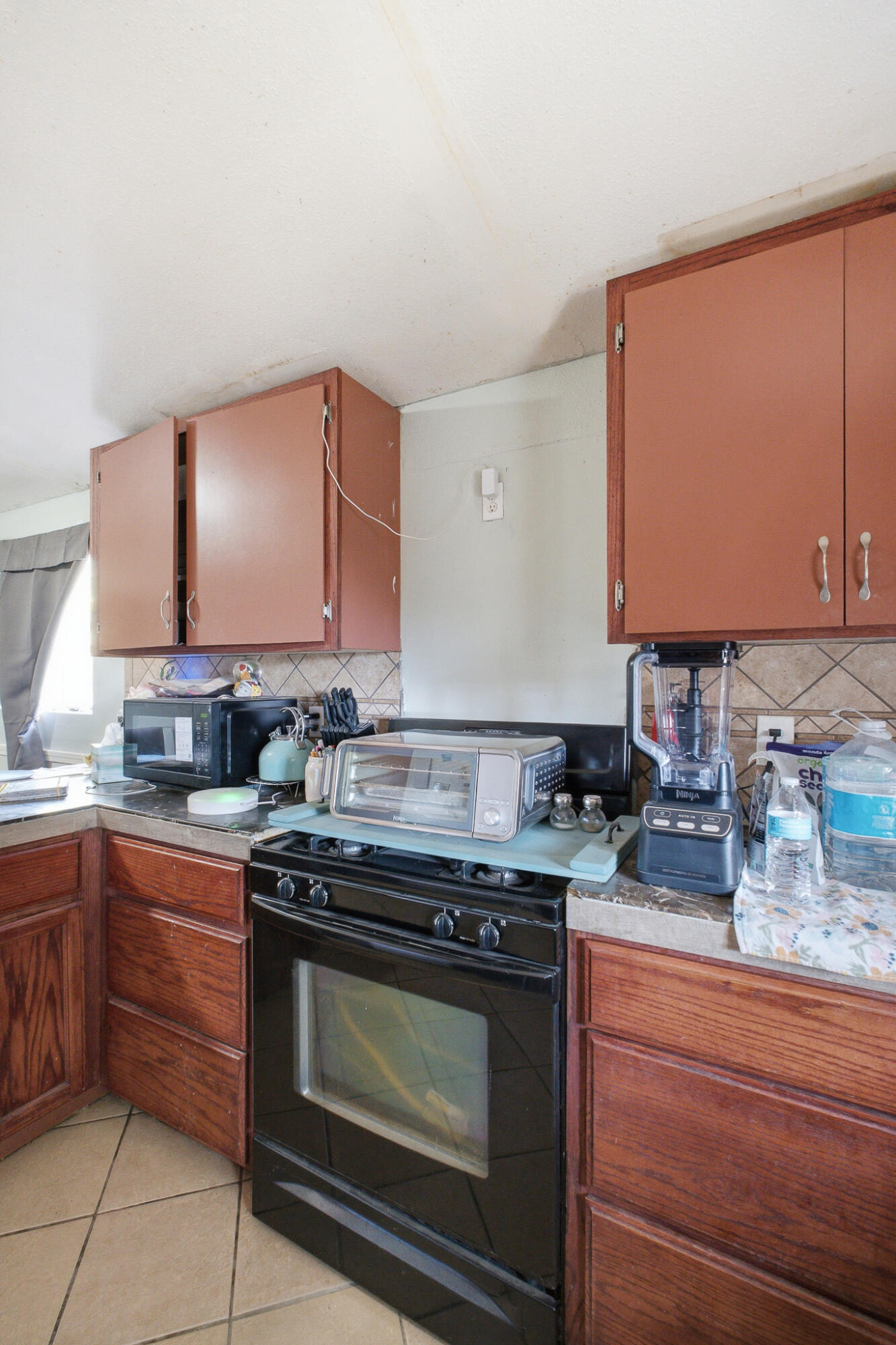 3582 S Pratt St, Tulare, CA 93274