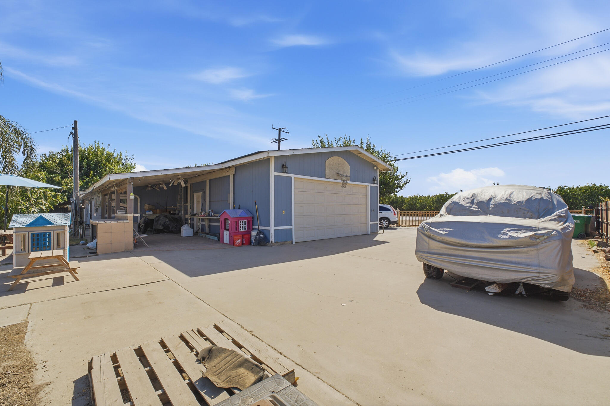 3582 S Pratt St, Tulare, CA 93274