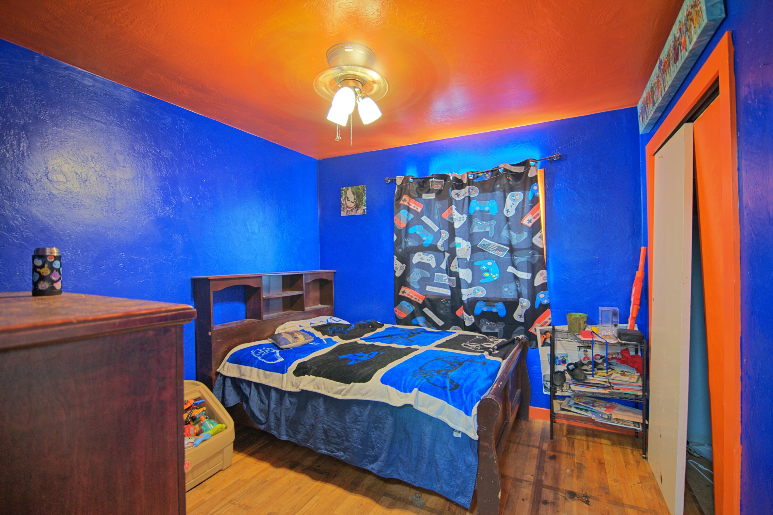 410 E Florinda St, Hanford, CA 93230