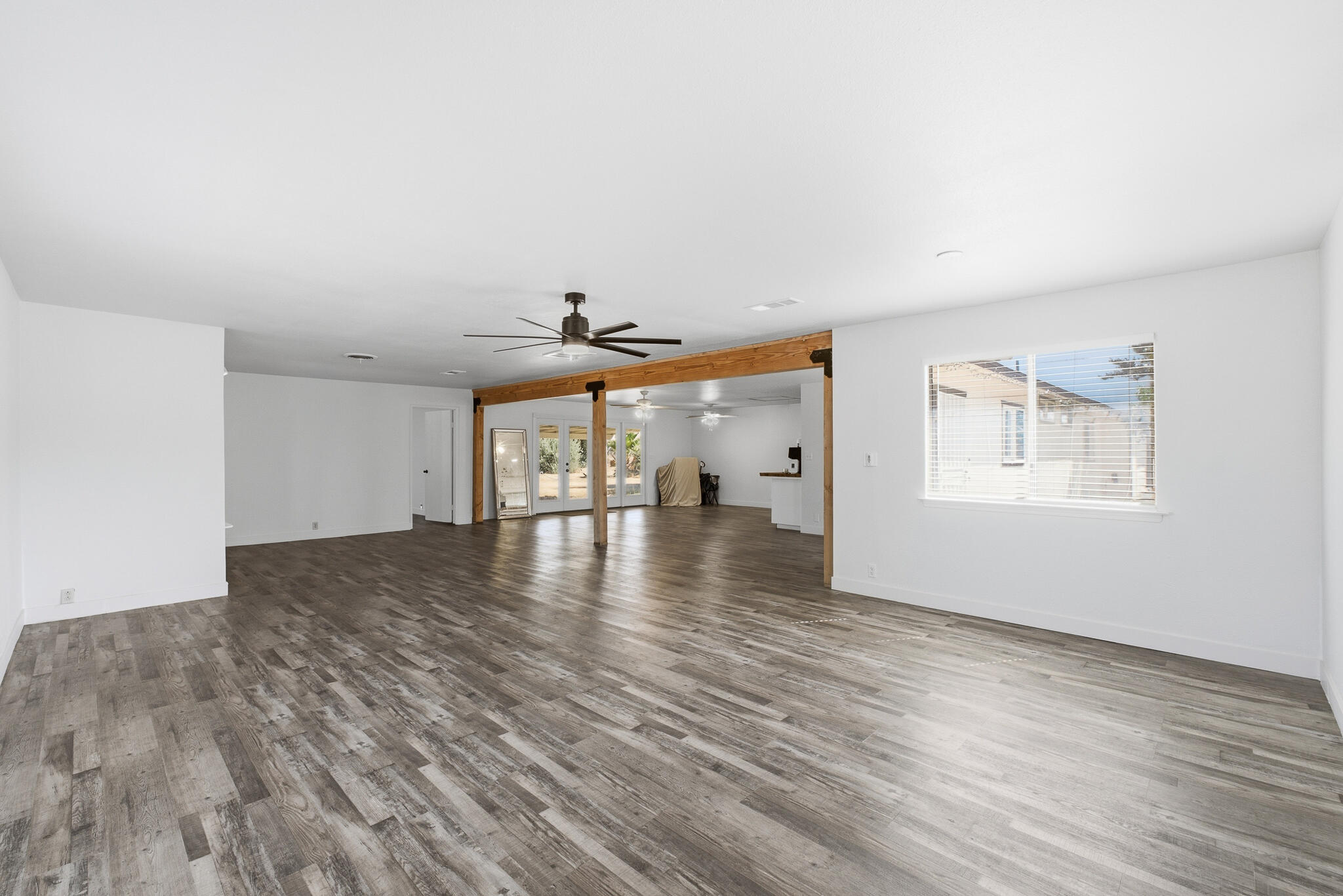 24606 Rd 212, Lindsay, CA 93247
